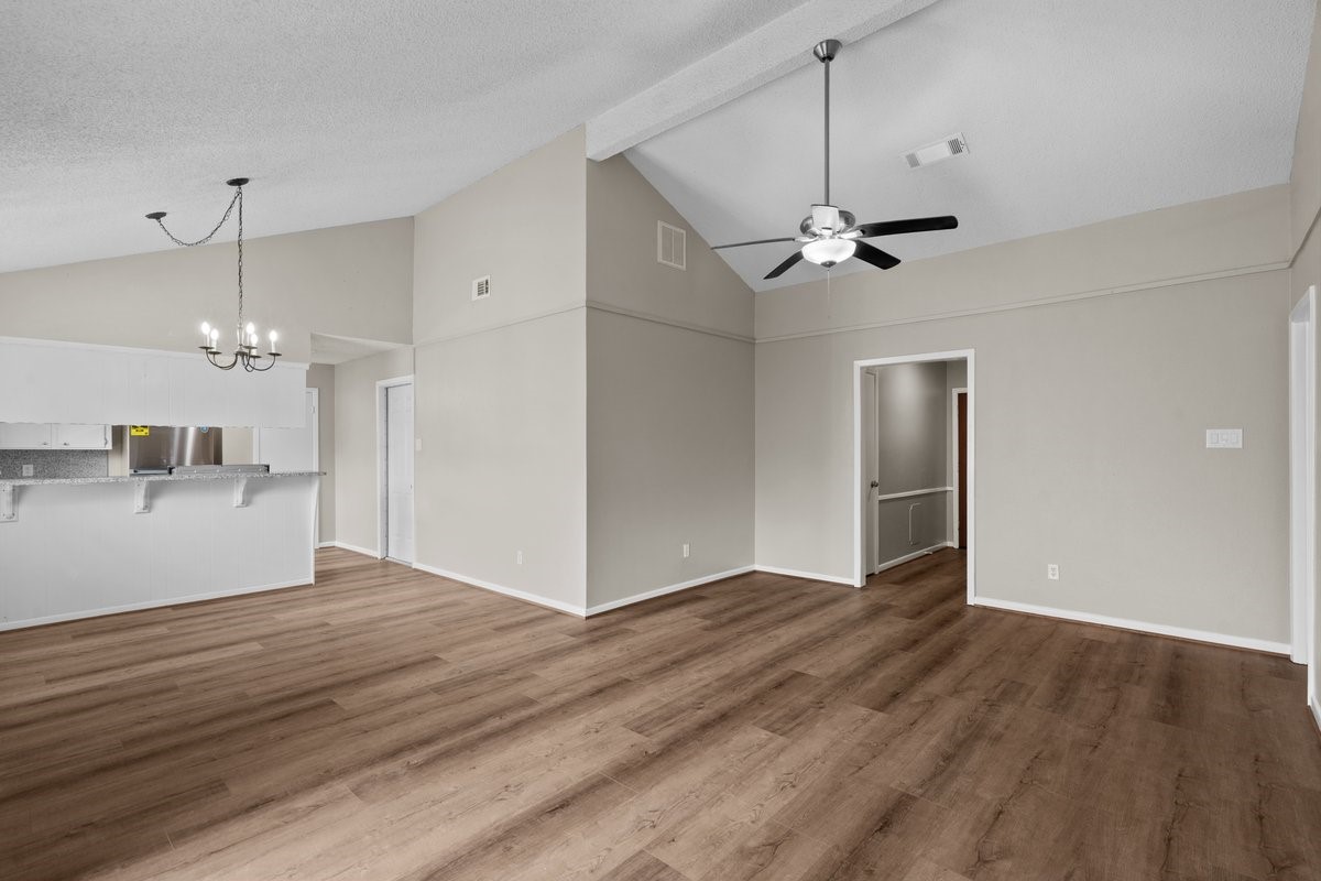 2813 33rd Avenue N, Texas City, TX 77590