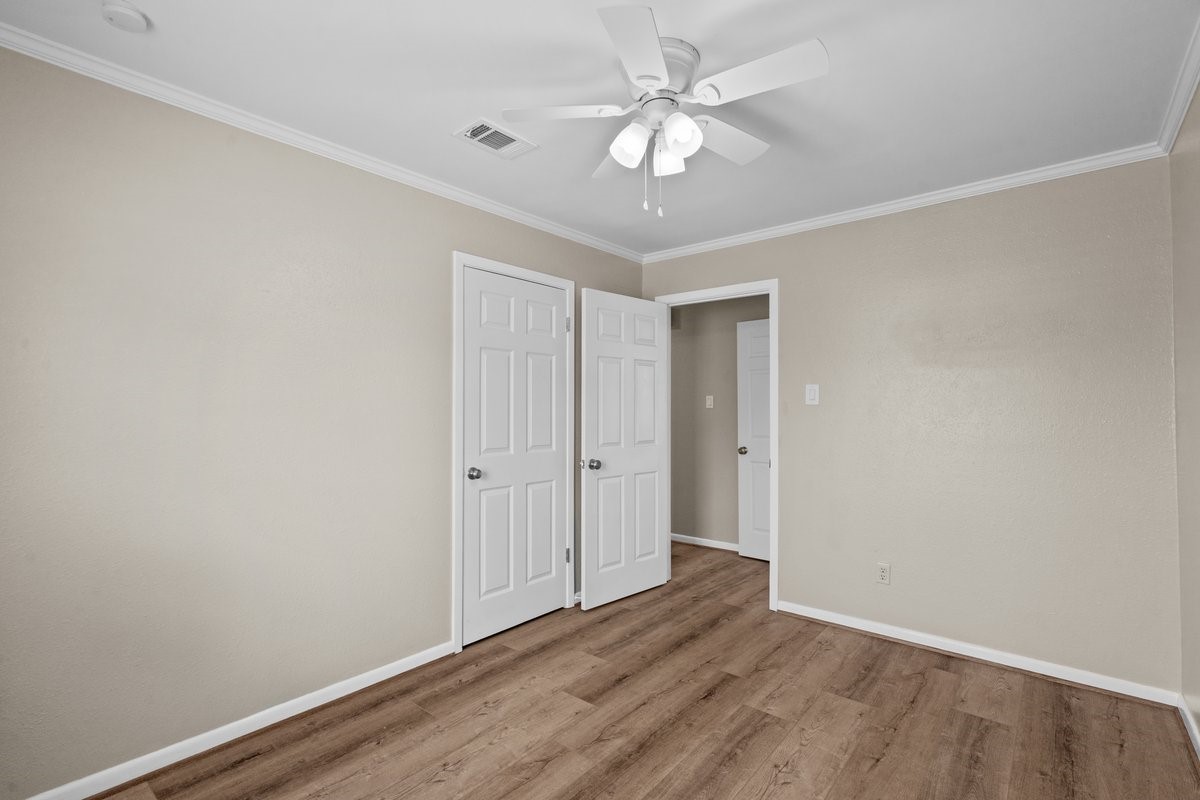 2813 33rd Avenue N, Texas City, TX 77590