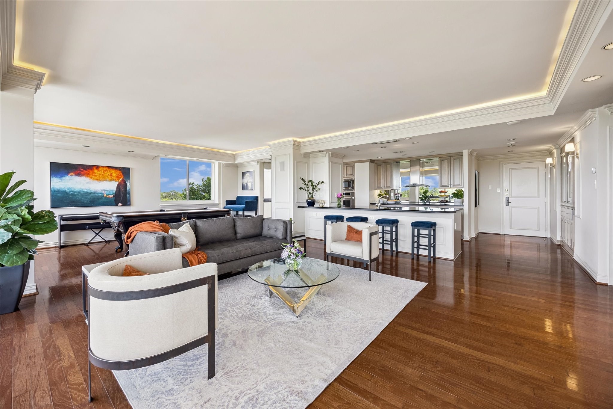 Open kitchen to living and dining spaces.