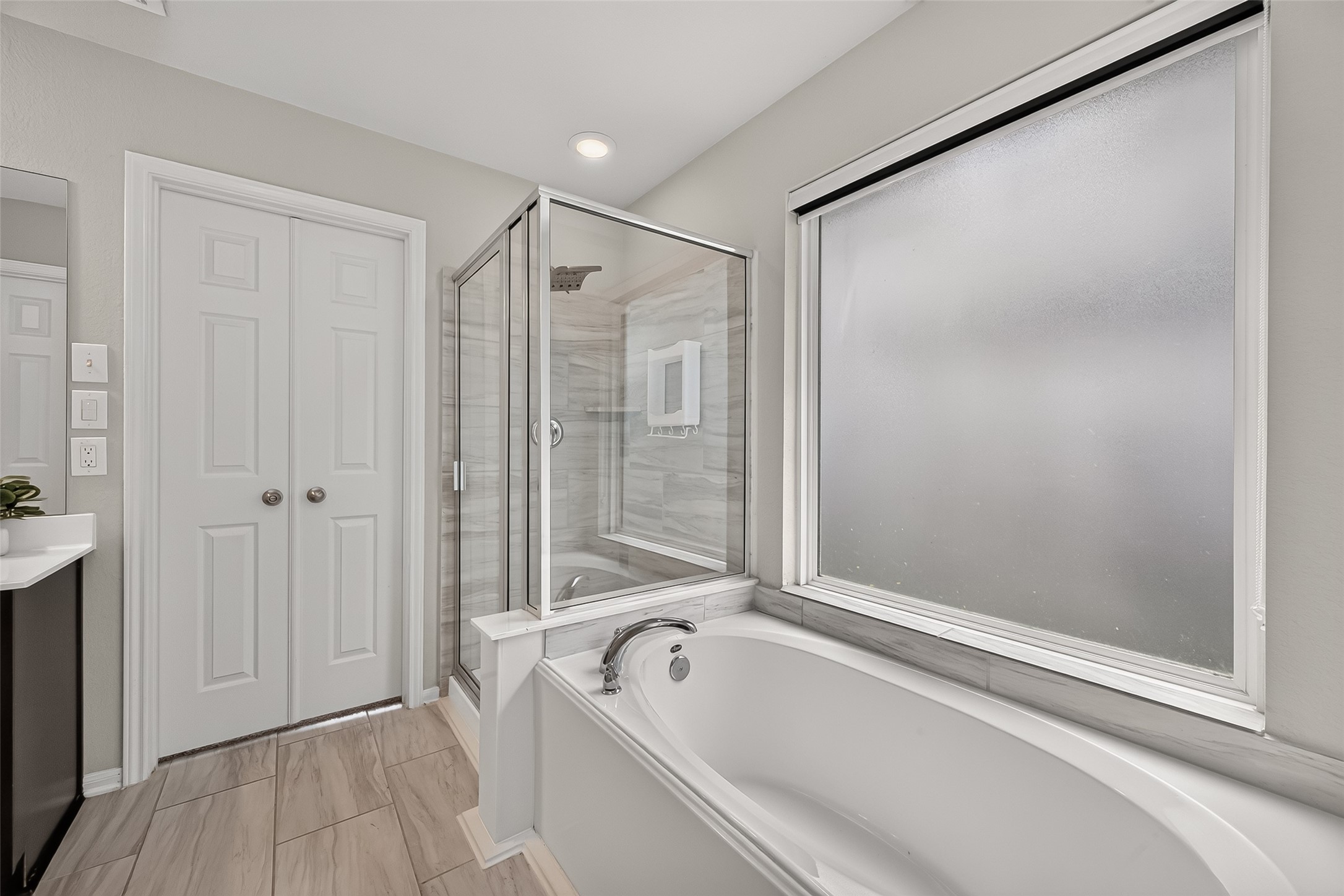 2122 Artic Loon Drive, Conroe, TX 77385