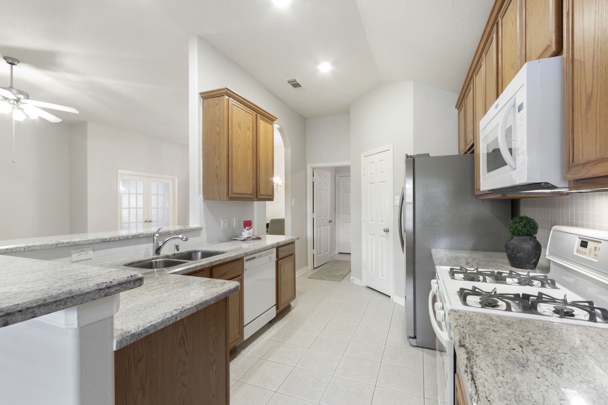 15839 Collinsville Drive, Tomball, TX 77377