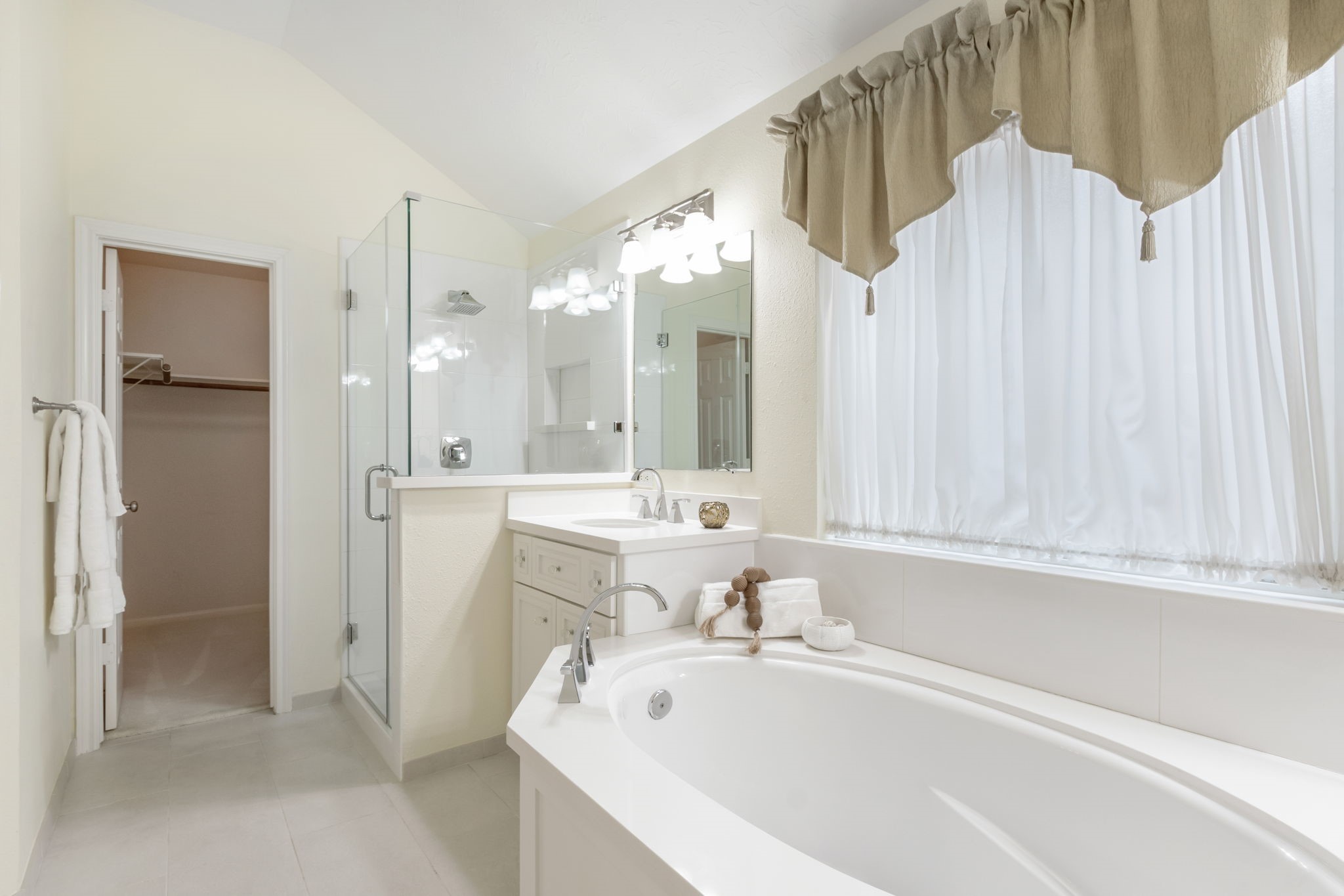 15839 Collinsville Drive, Tomball, TX 77377