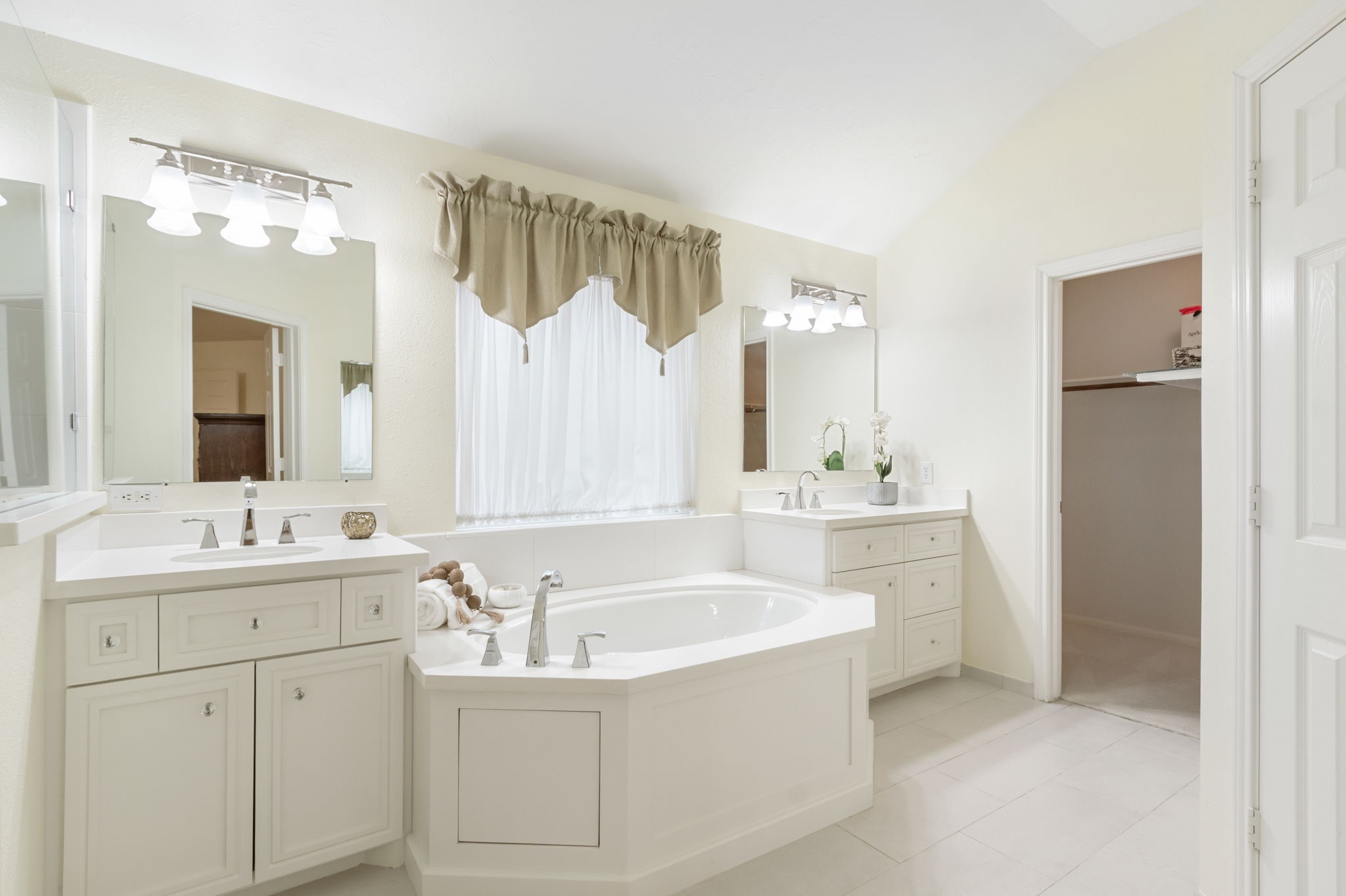 15839 Collinsville Drive, Tomball, TX 77377