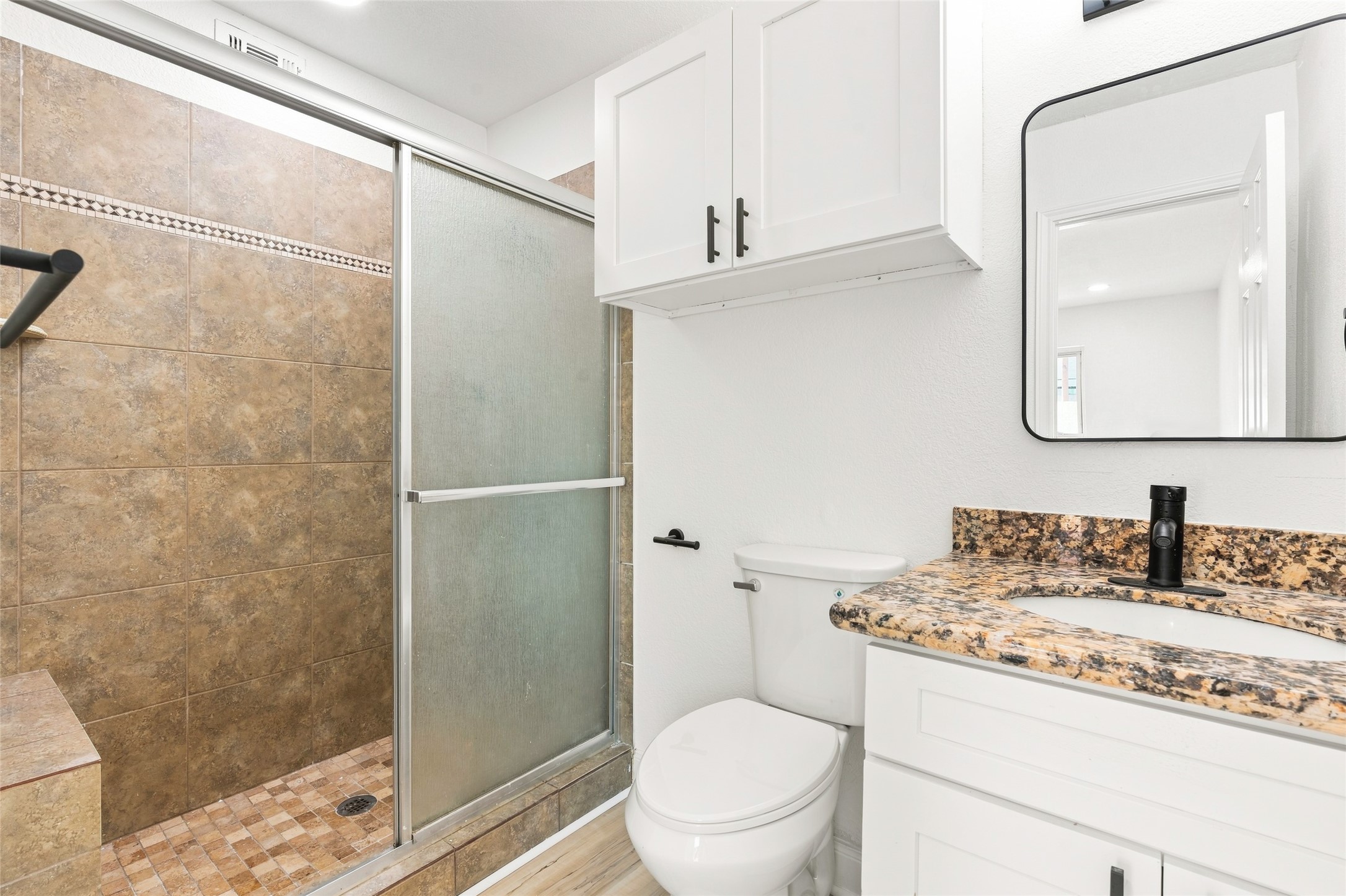 En-suite bathroom downstairs