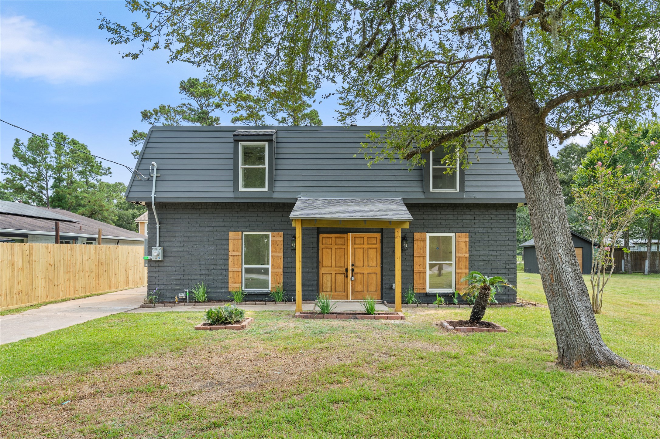 12217 Pine Lane, Dickinson, TX 77539 12217 Pine Lane, Dickinson, TX 77539