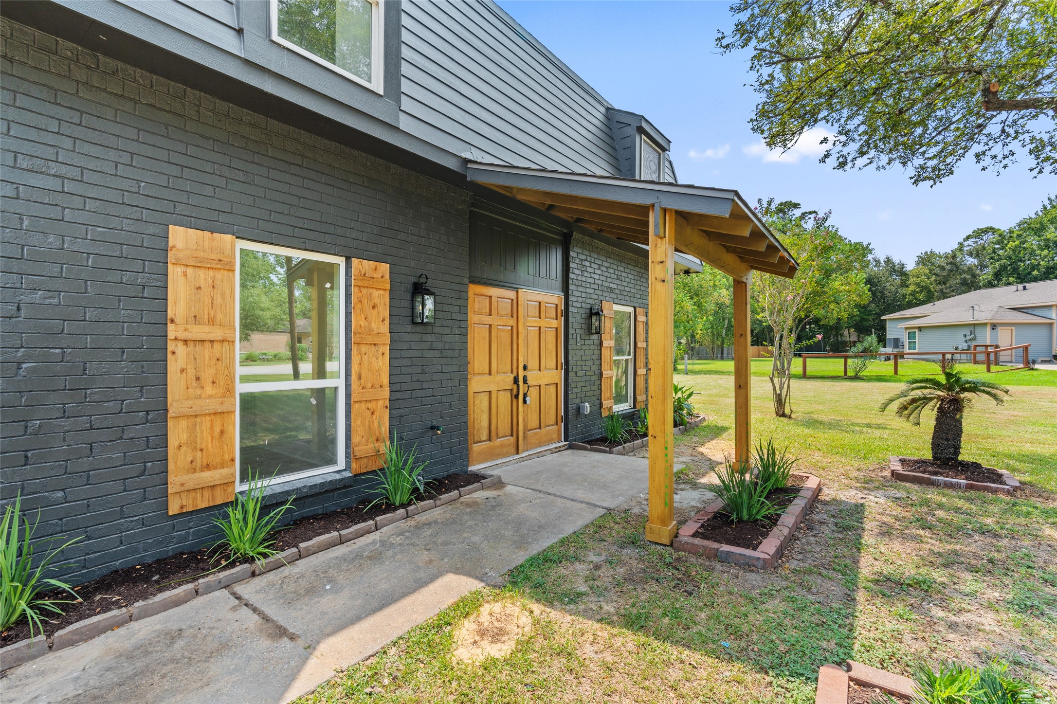 12217 Pine Lane, Dickinson, TX 77539