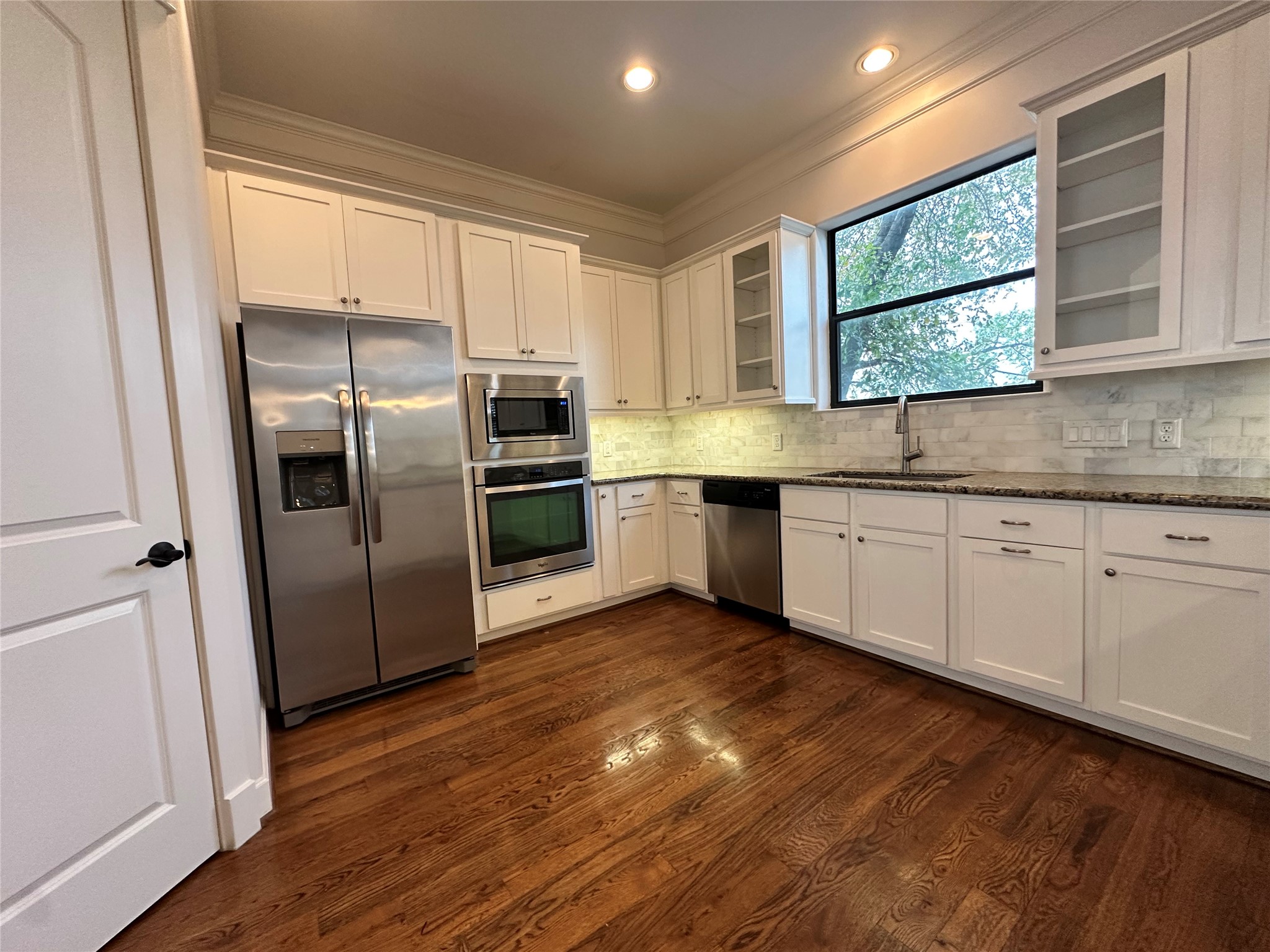 615 W 27th Street, #B, Houston, TX 77008 615 W 27th Street, #B, Houston, TX 77008