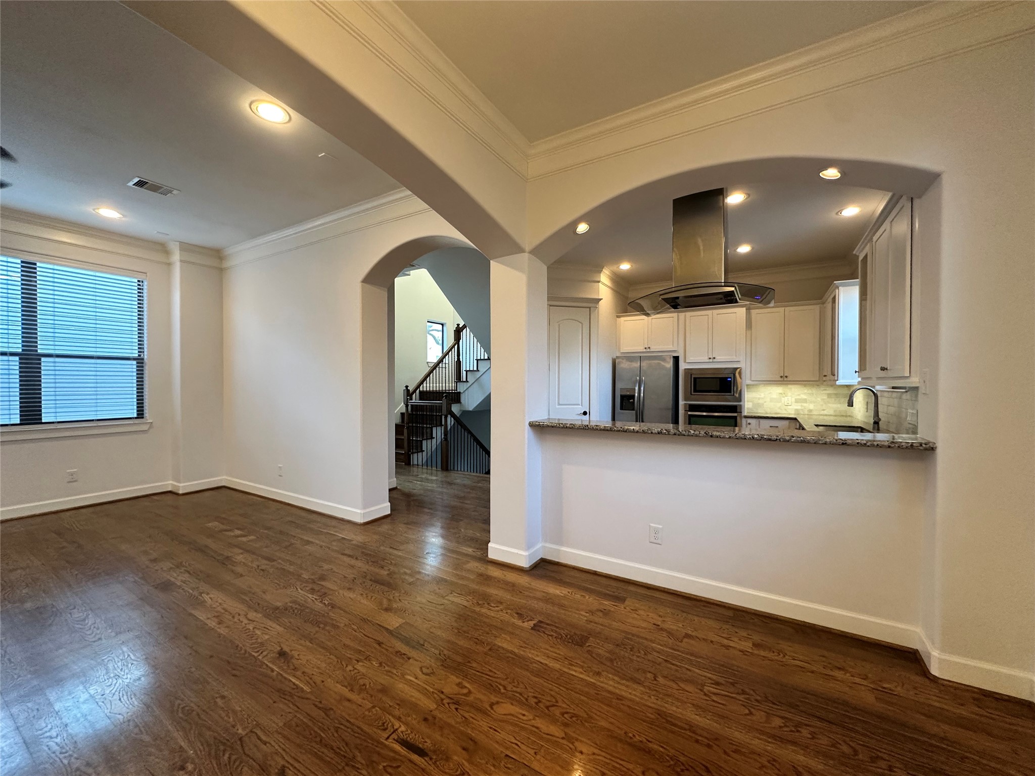 615 W 27th Street, #B, Houston, TX 77008 615 W 27th Street, #B, Houston, TX 77008