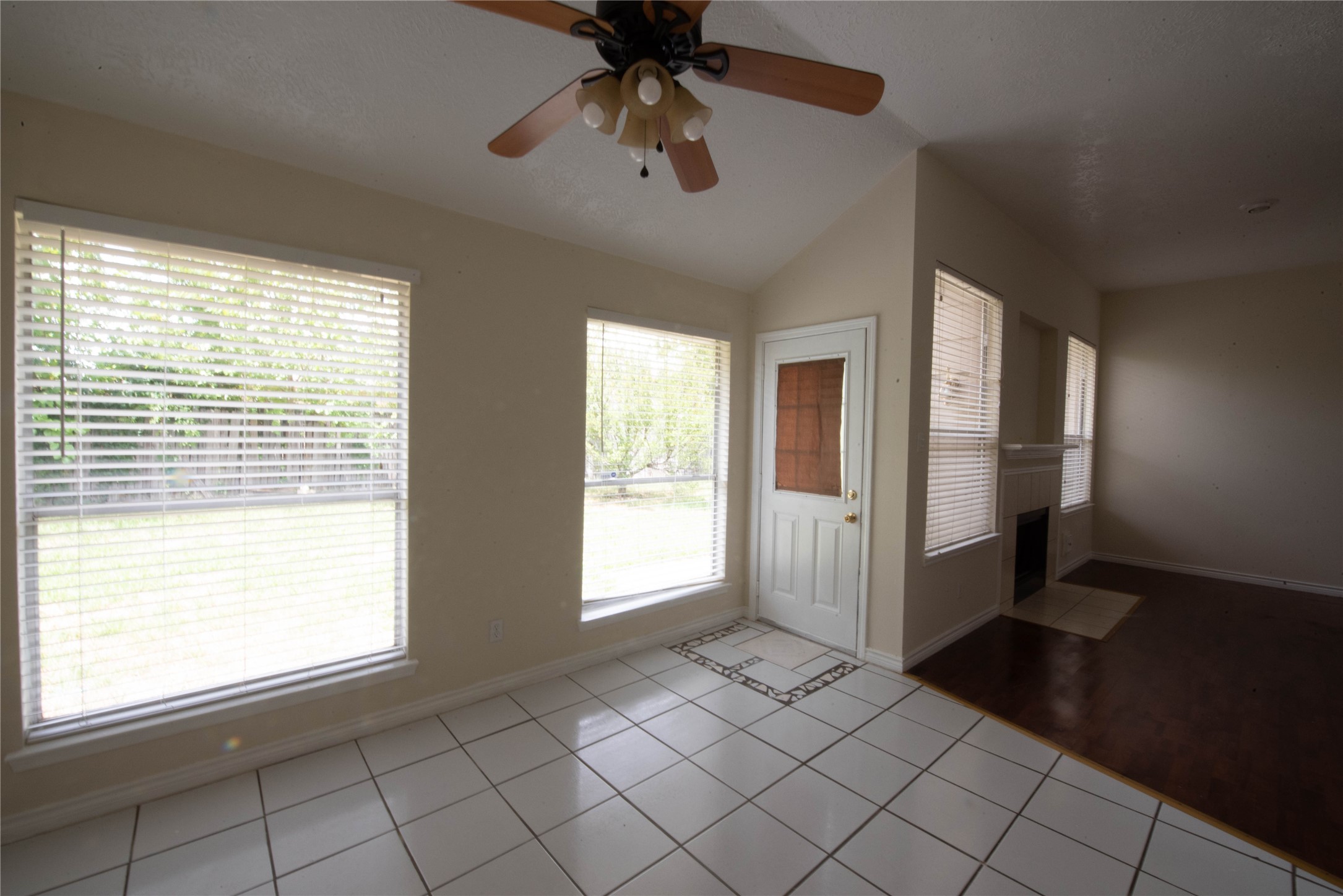 2106 Ledgecrest Drive, Houston, TX 77038
