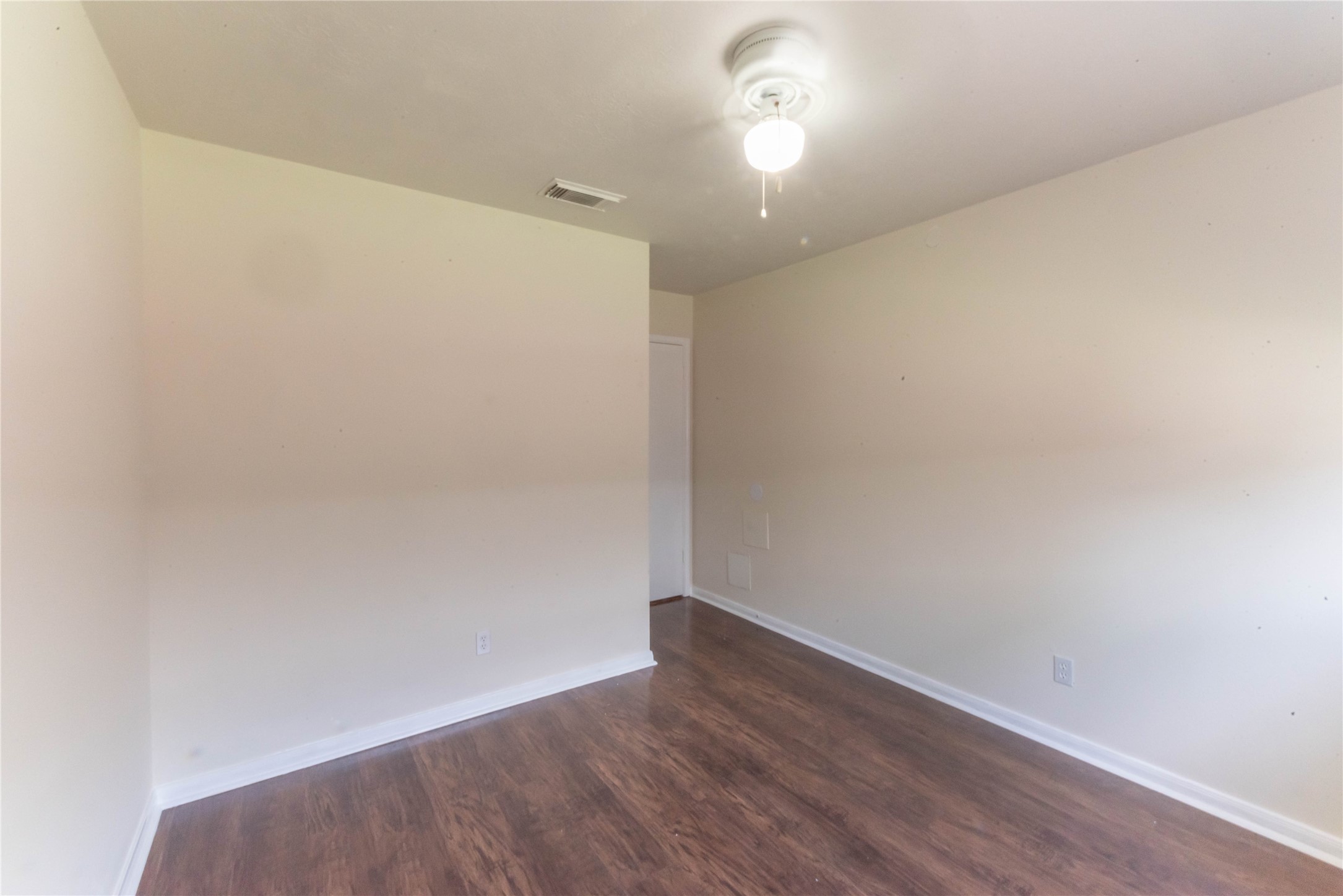 2106 Ledgecrest Drive, Houston, TX 77038