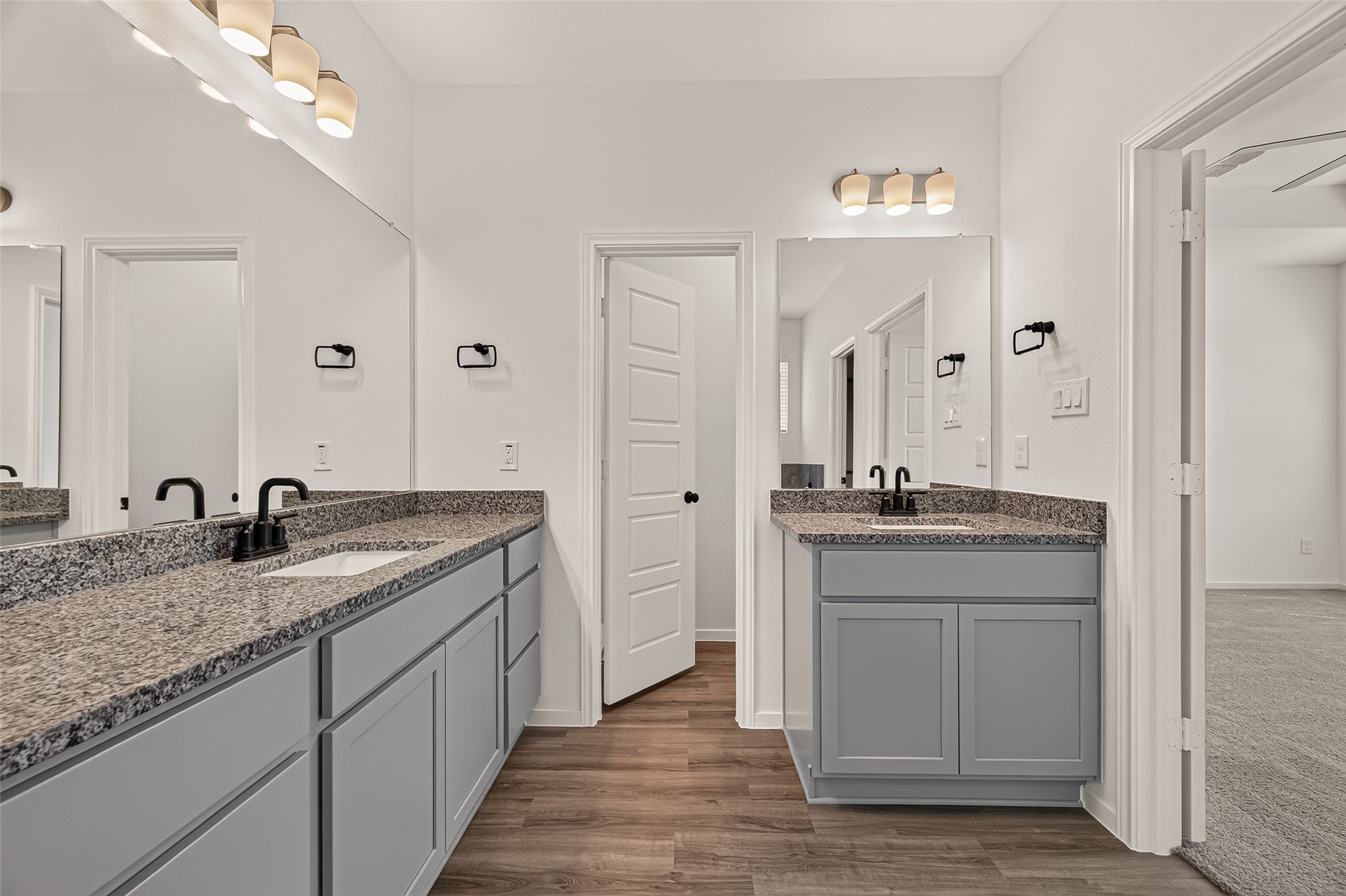 2814 Rockwood Drive, Iowa Colony, TX 77583