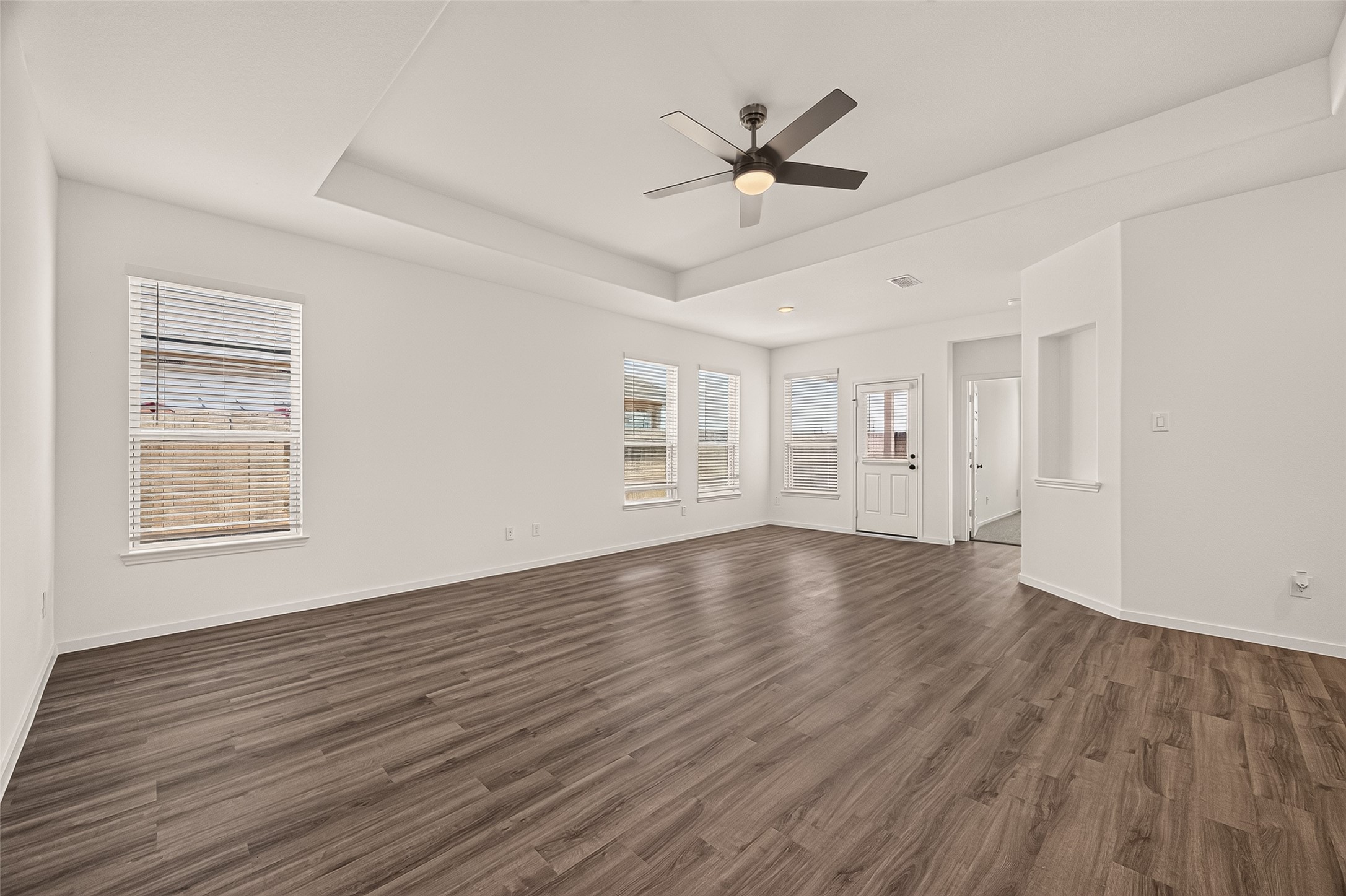 2814 Rockwood Drive, Iowa Colony, TX 77583