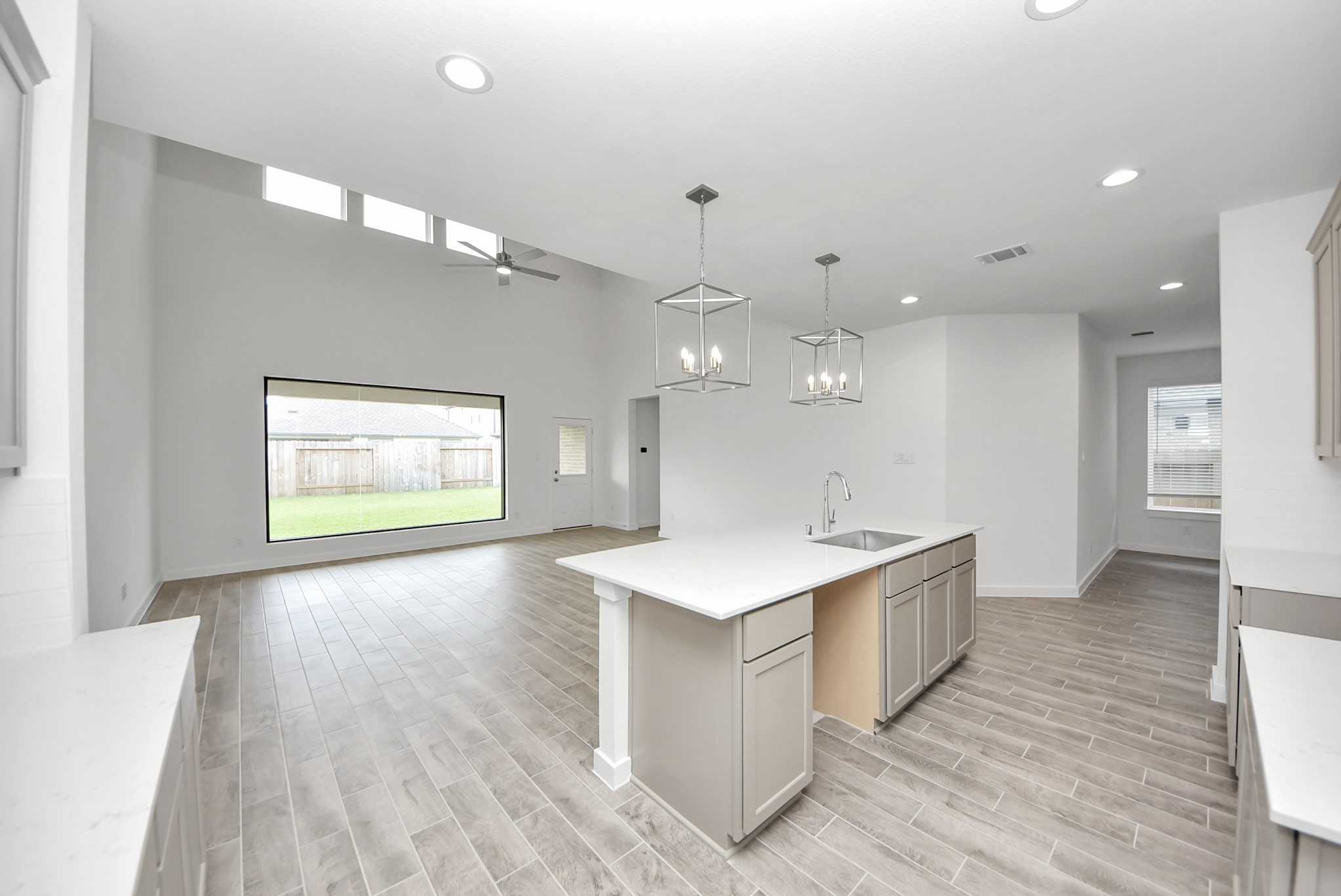 The extended counter area adds both practicality and style, making meal preparation a breeze. Every detail is thoughtfully designed to enhance the kitchen's functionality and aesthetic appeal.