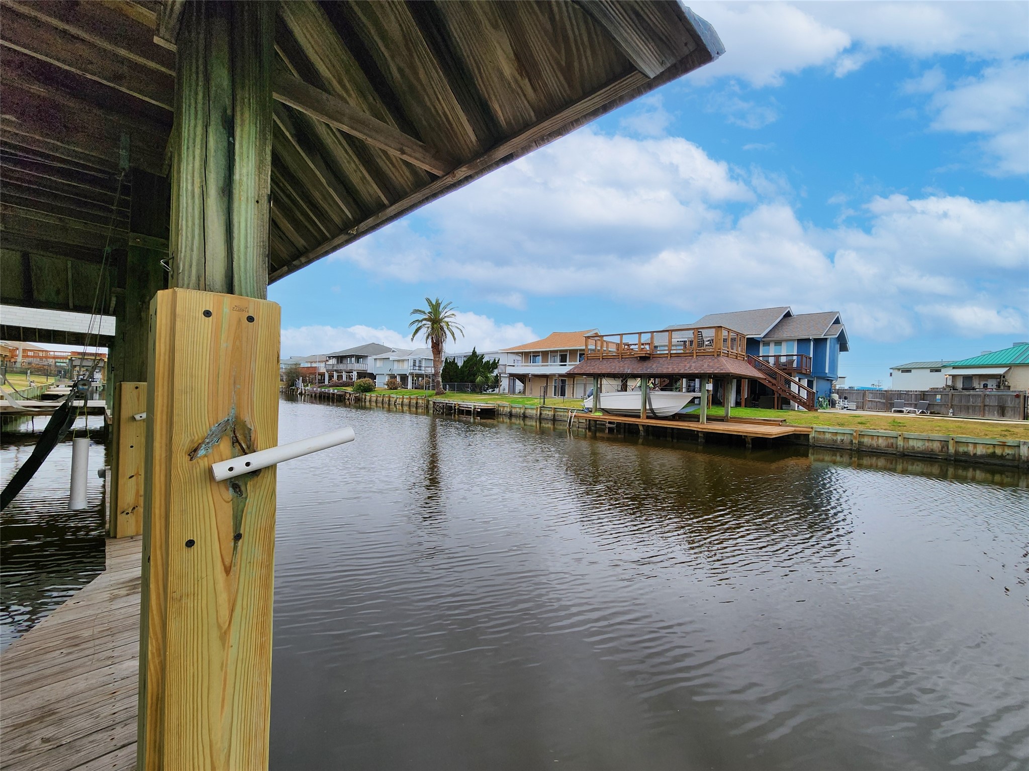 288 Ling Street, Bayou Vista, TX 77563