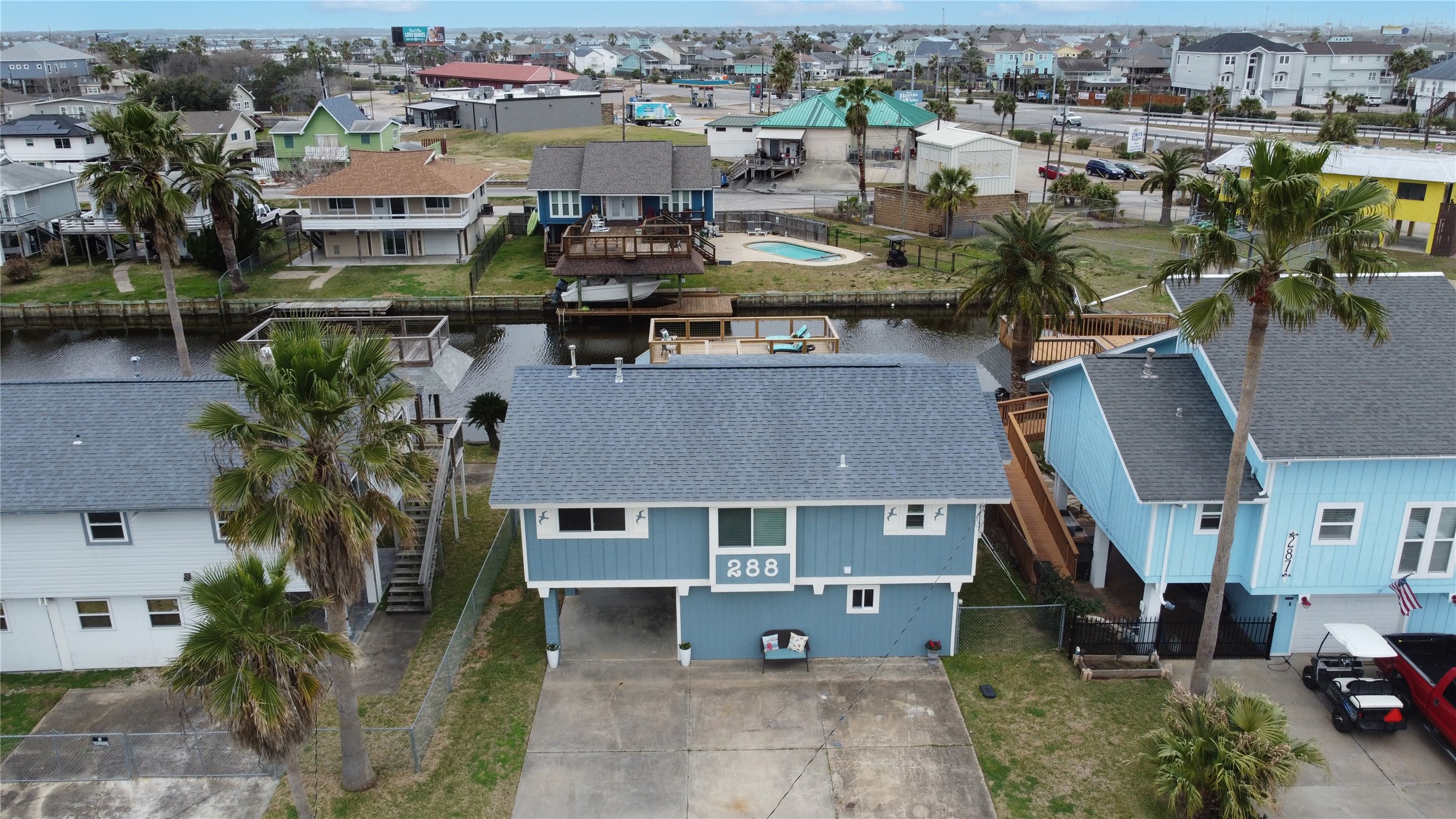 288 Ling Street, Bayou Vista, TX 77563