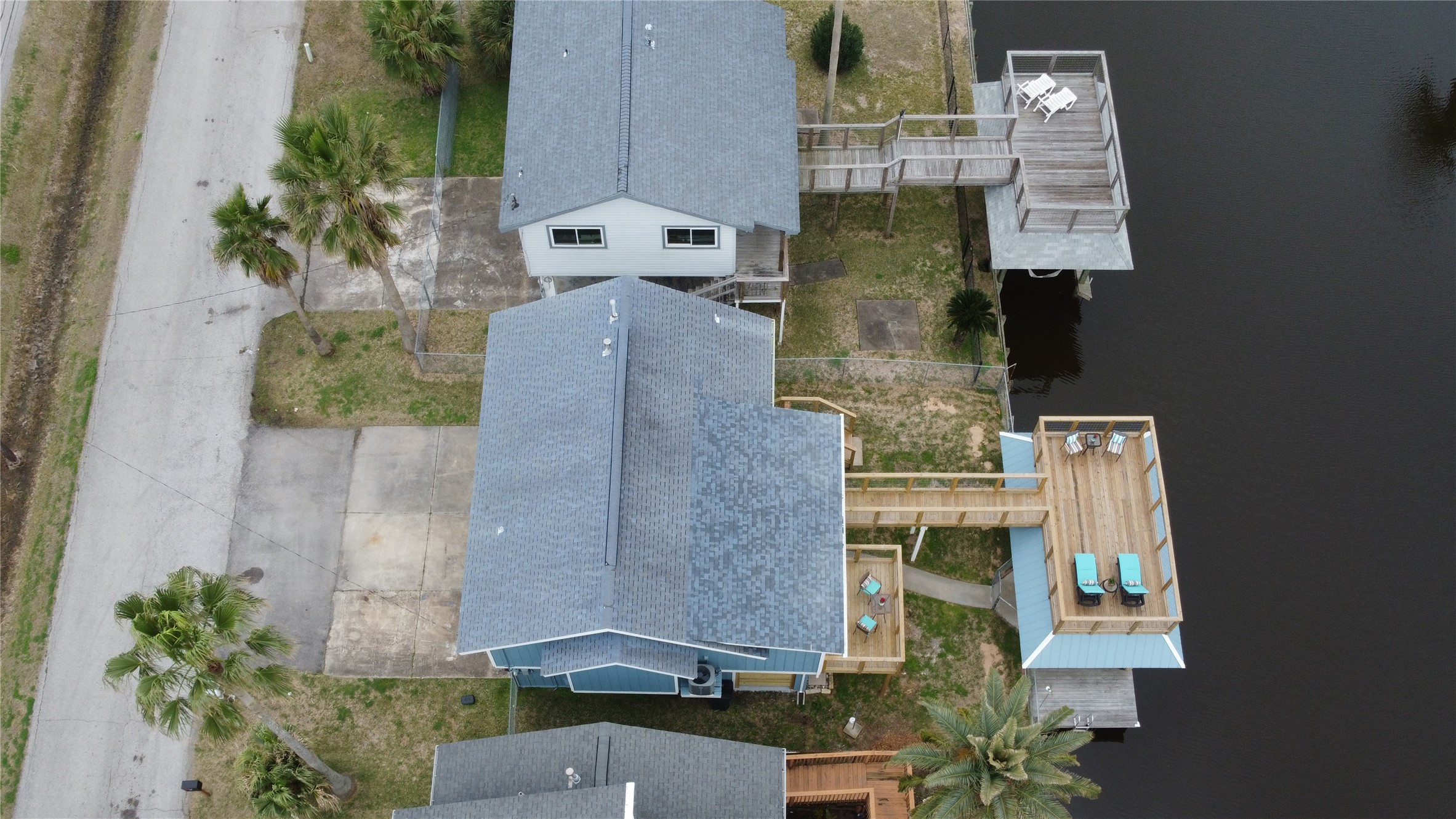 288 Ling Street, Bayou Vista, TX 77563