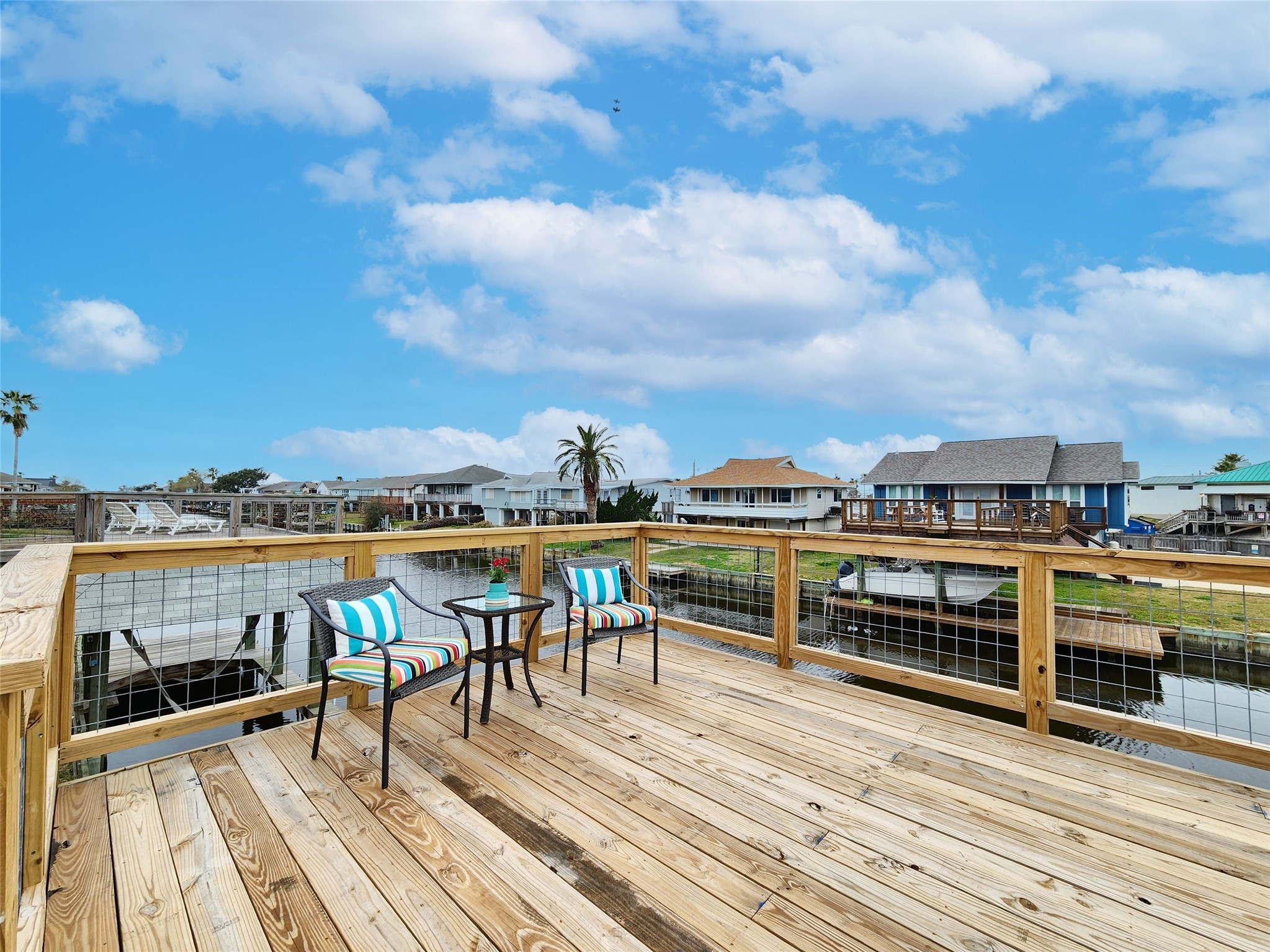 288 Ling Street, Bayou Vista, TX 77563