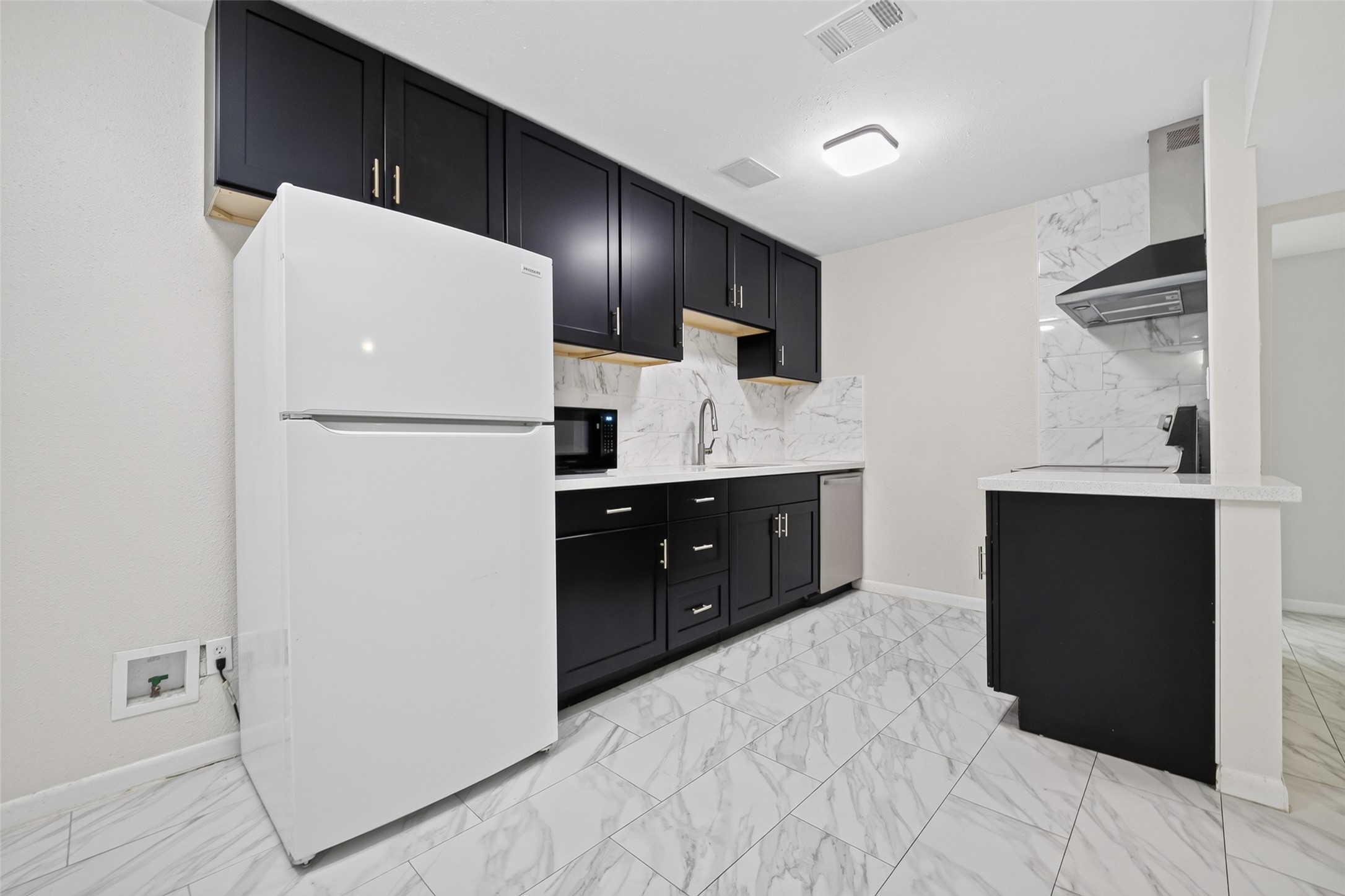 5929 Queensloch Drive, #131, Houston, TX 77096