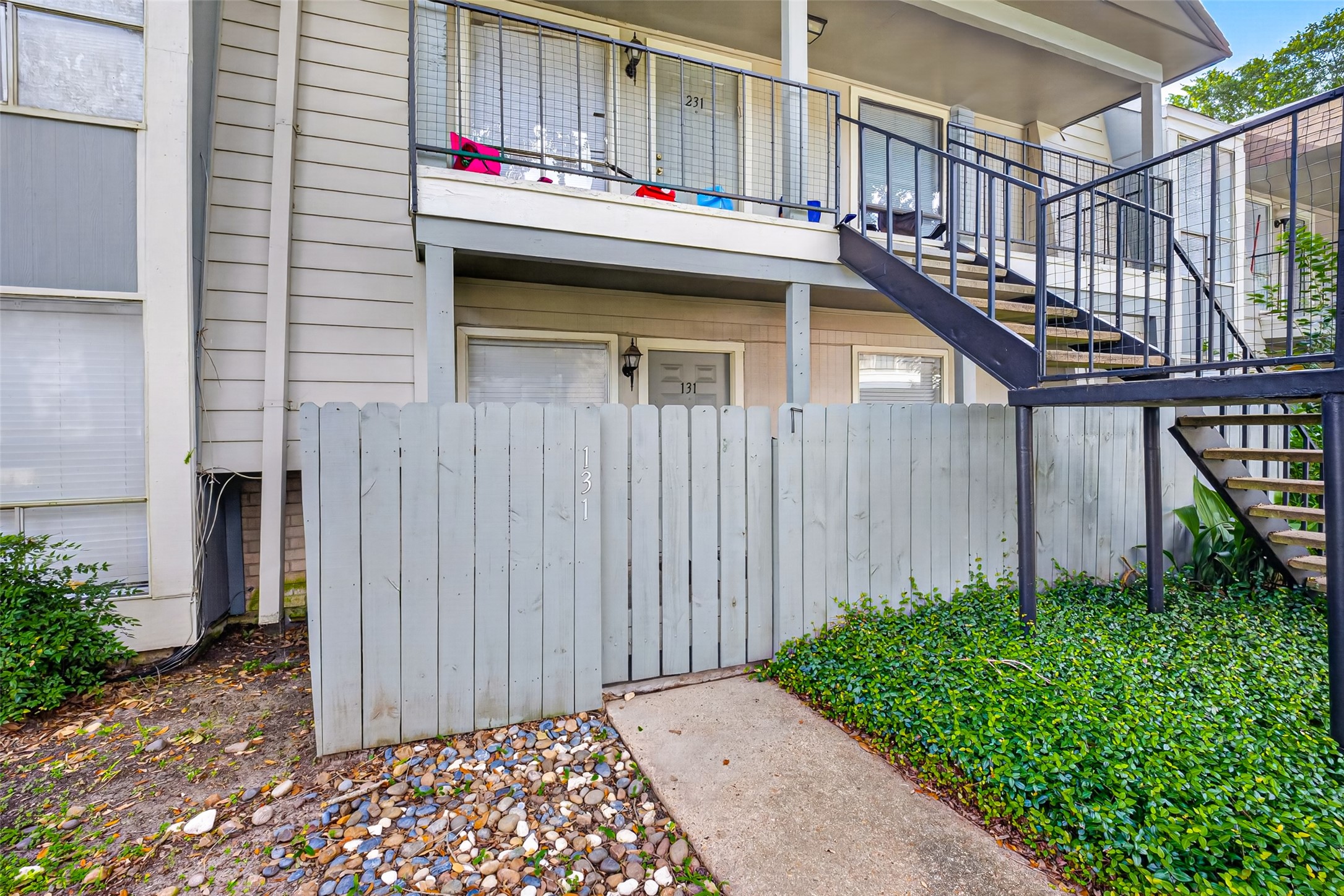 5929 Queensloch Drive, #131, Houston, TX 77096 5929 Queensloch Drive, #131, Houston, TX 77096