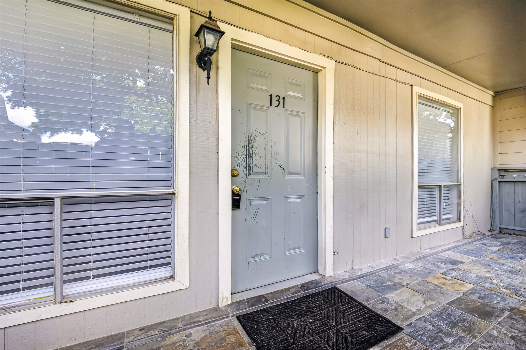 5929 Queensloch Drive, #131, Houston, TX 77096 5929 Queensloch Drive, #131, Houston, TX 77096