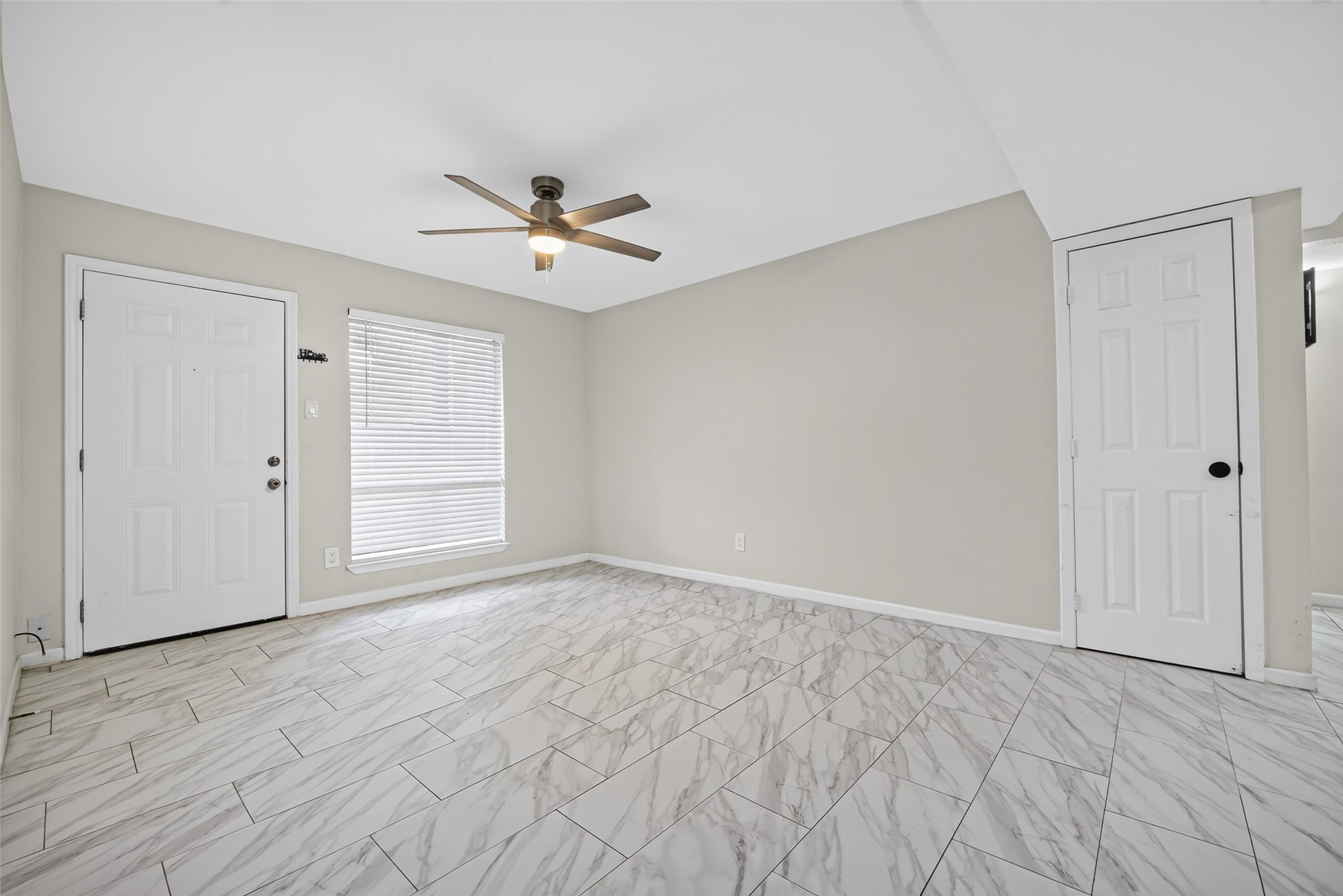 5929 Queensloch Drive, #131, Houston, TX 77096