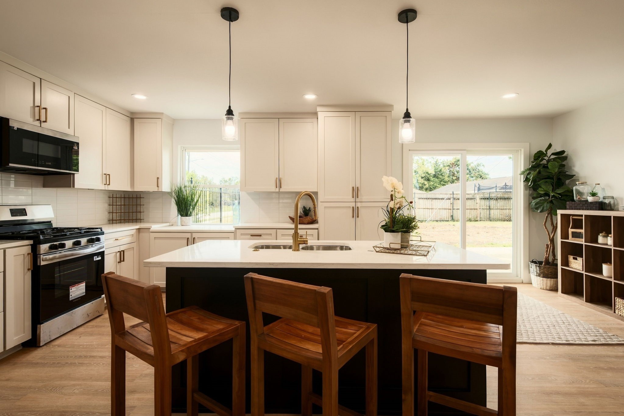7734 Arrowhead Lane, Houston, TX 77075
