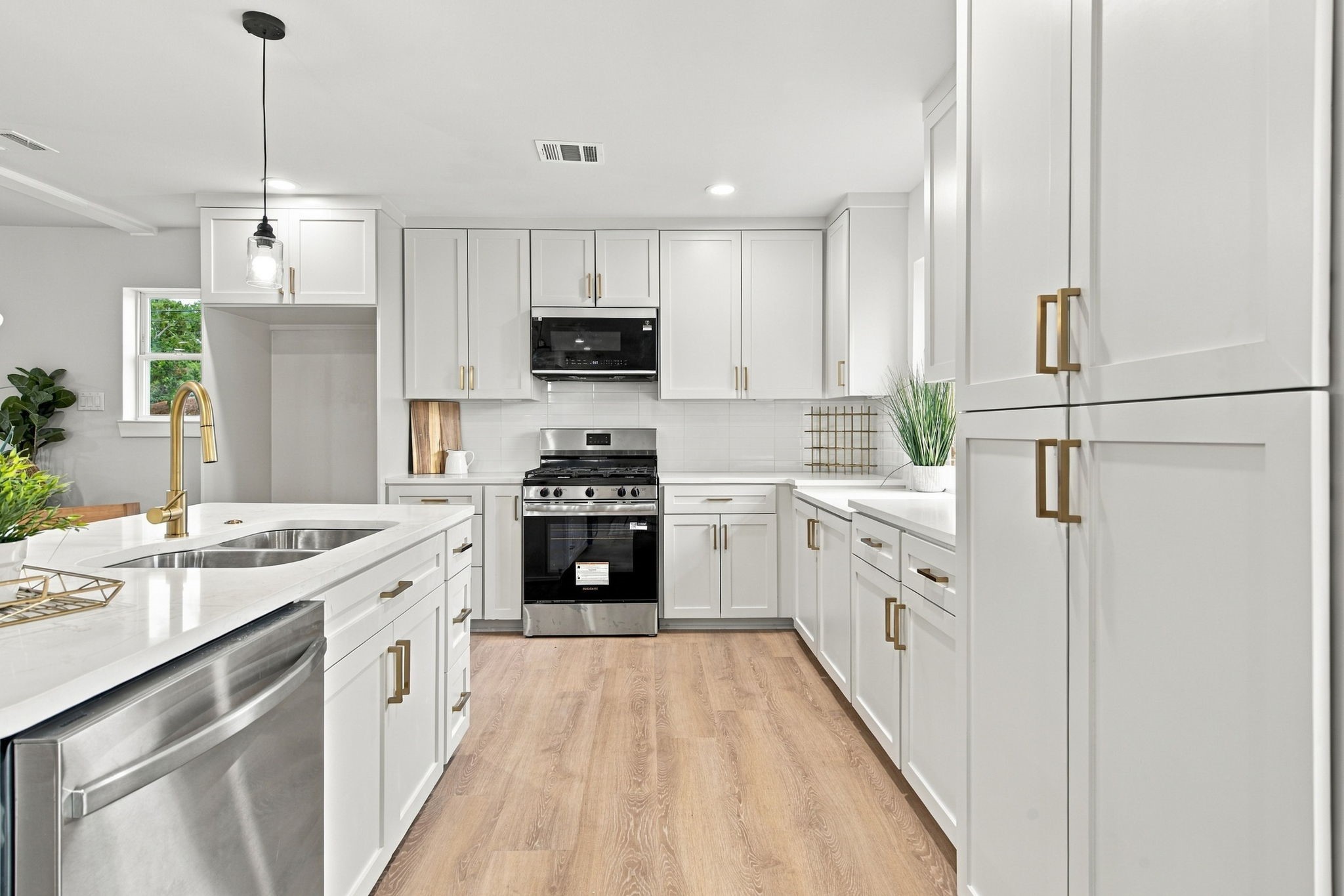 7734 Arrowhead Lane, Houston, TX 77075