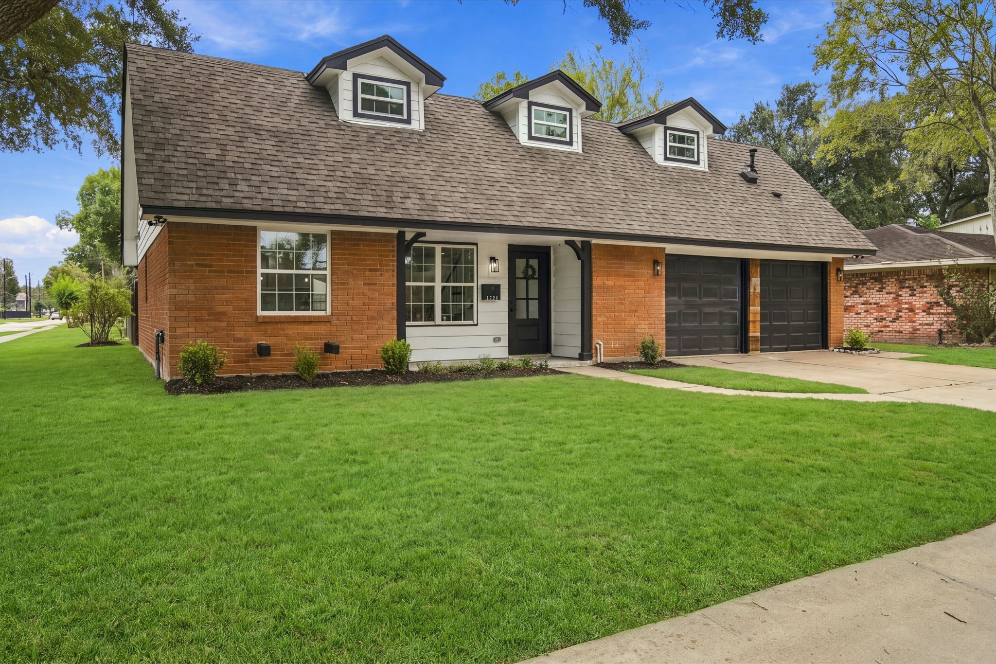 7734 Arrowhead Lane, Houston, TX 77075