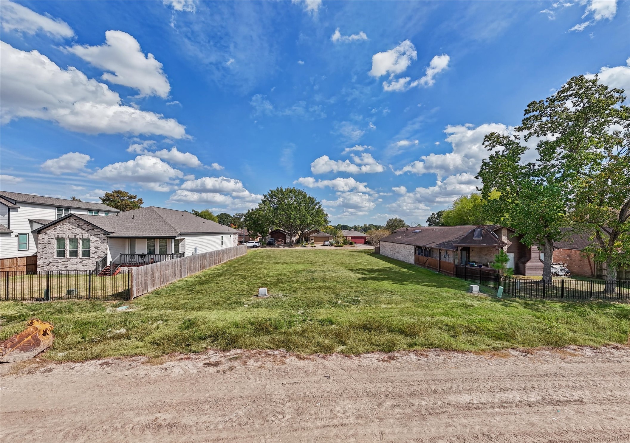 Whether you're enjoying your morning coffee or entertaining friends and family, this vacant residential lot offers exciting possibilities. Build your dream home and create the backyard retreat you've always wanted!