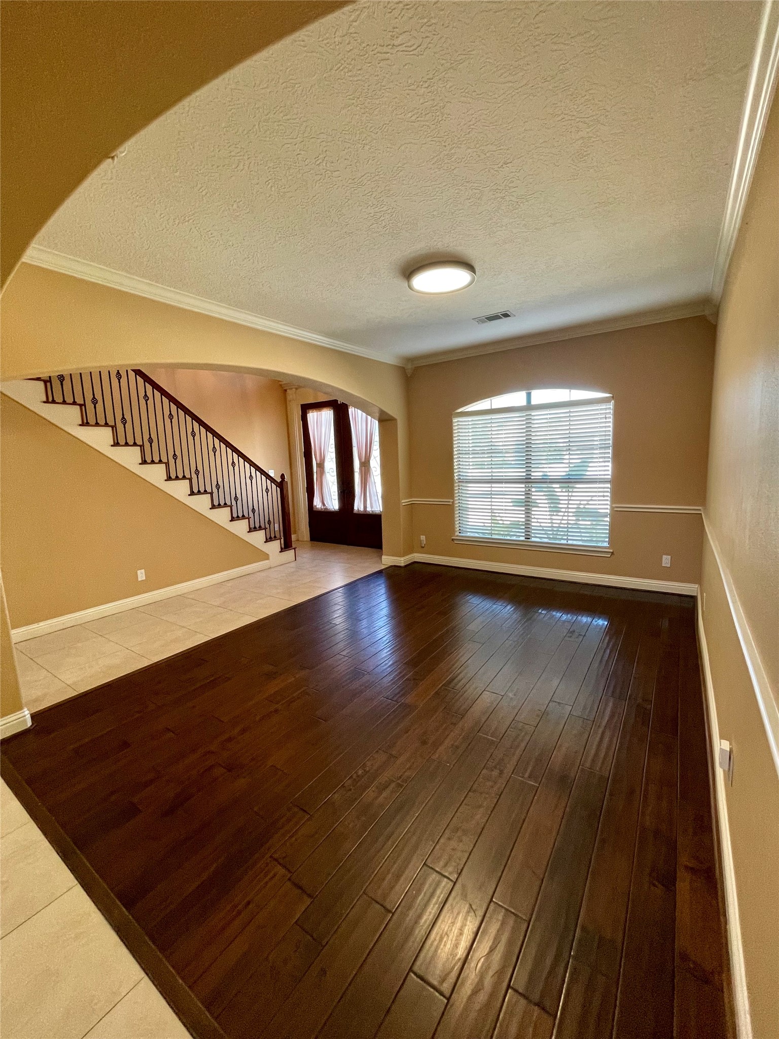 4138 Lakepointe Forest Drive, Seabrook, TX 77586