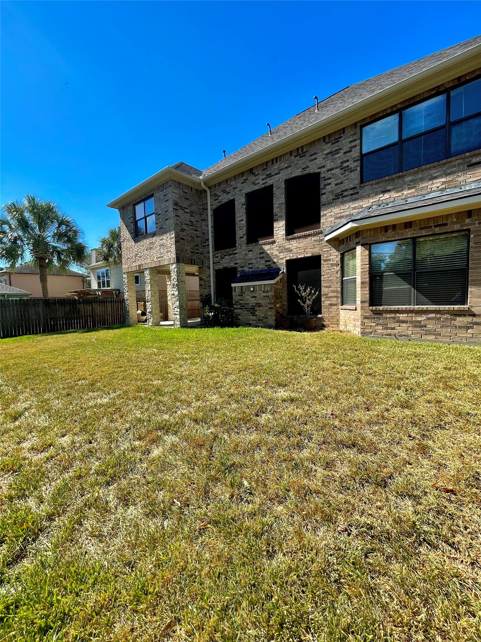 4138 Lakepointe Forest Drive, Seabrook, TX 77586