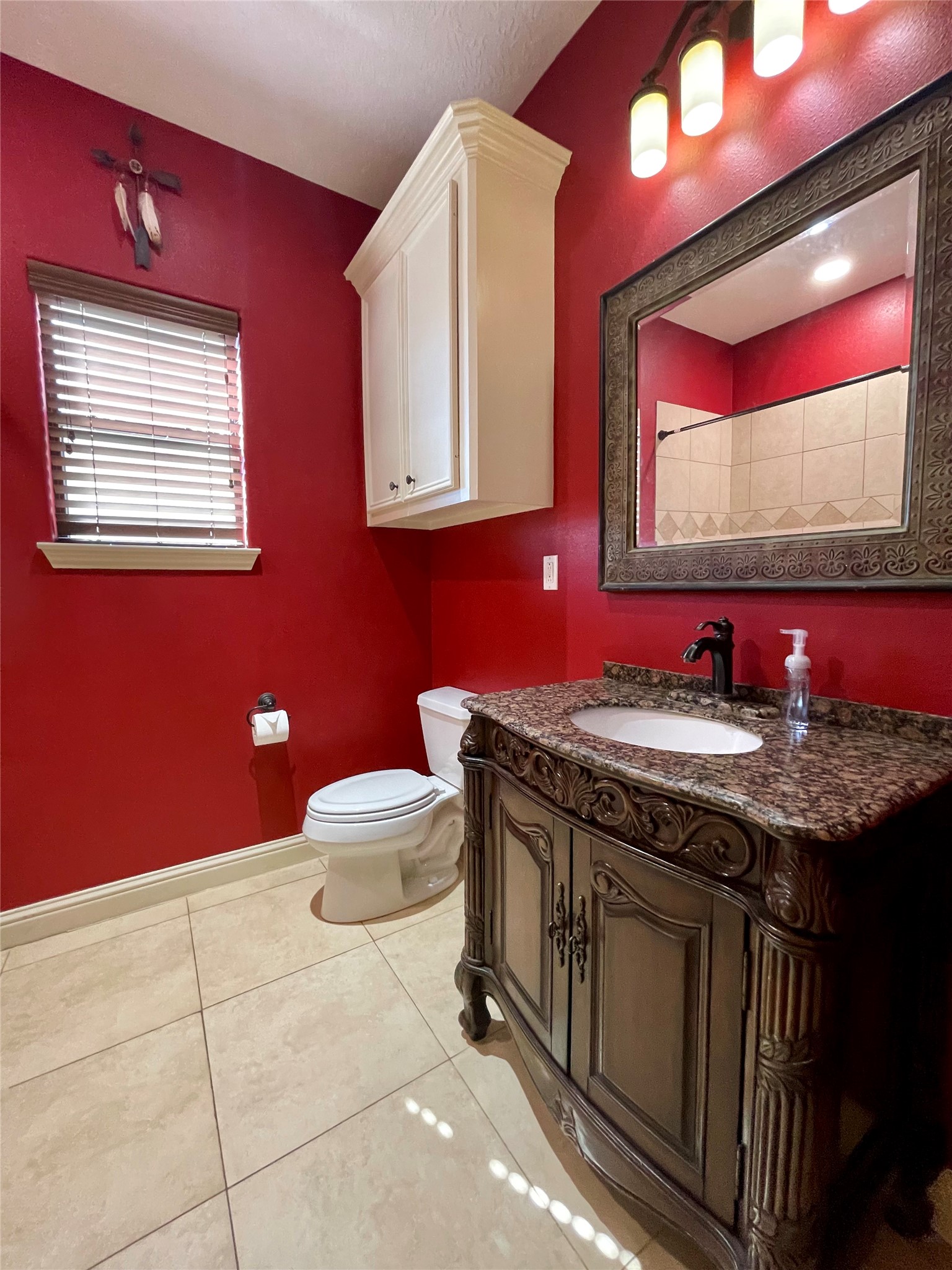 4138 Lakepointe Forest Drive, Seabrook, TX 77586