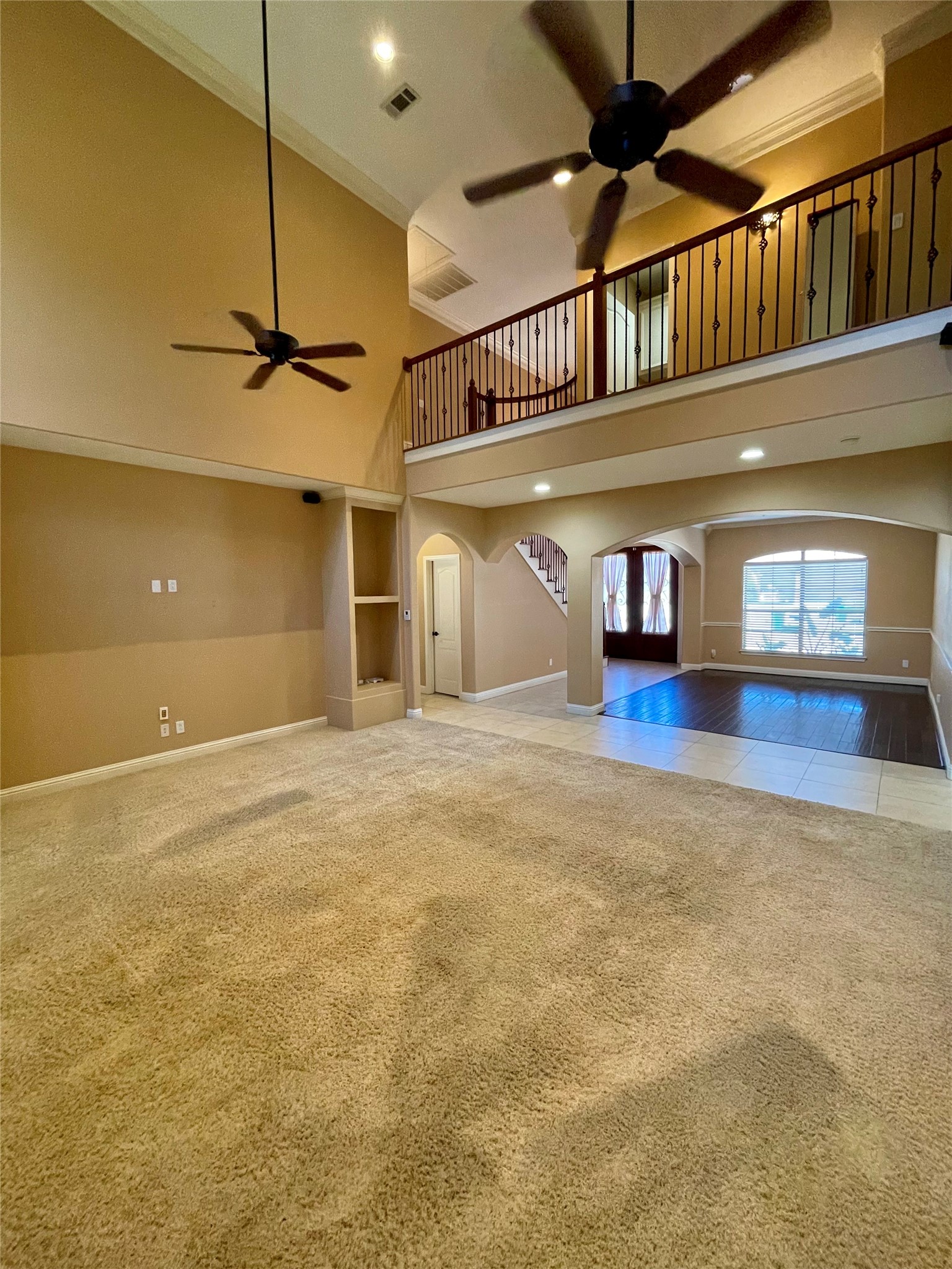 4138 Lakepointe Forest Drive, Seabrook, TX 77586