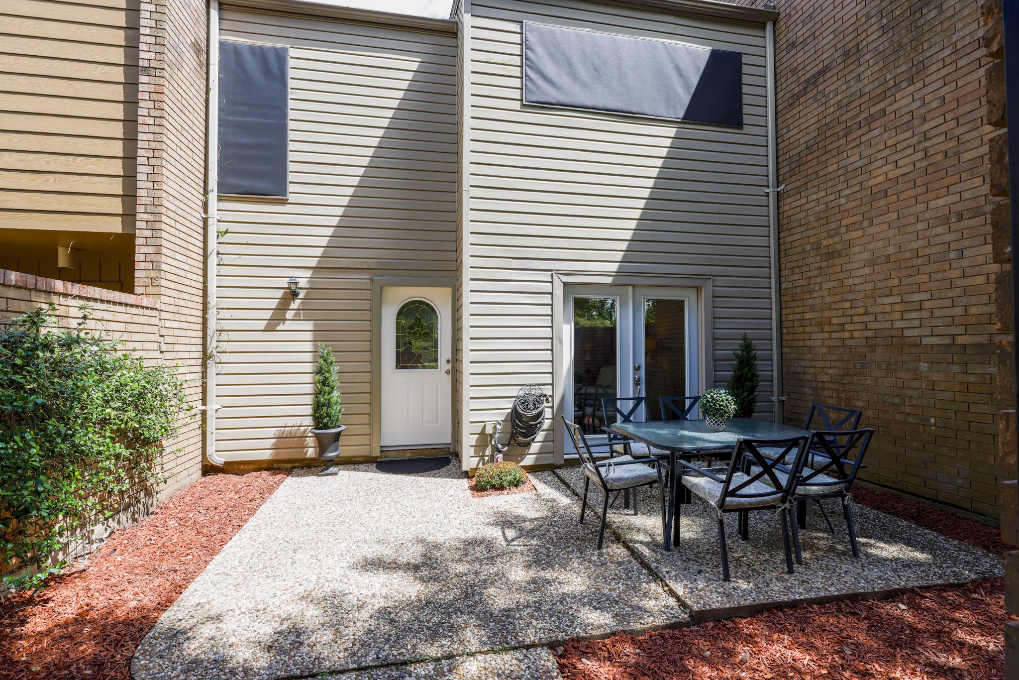Updated two-story townhome Updated two-story townhome