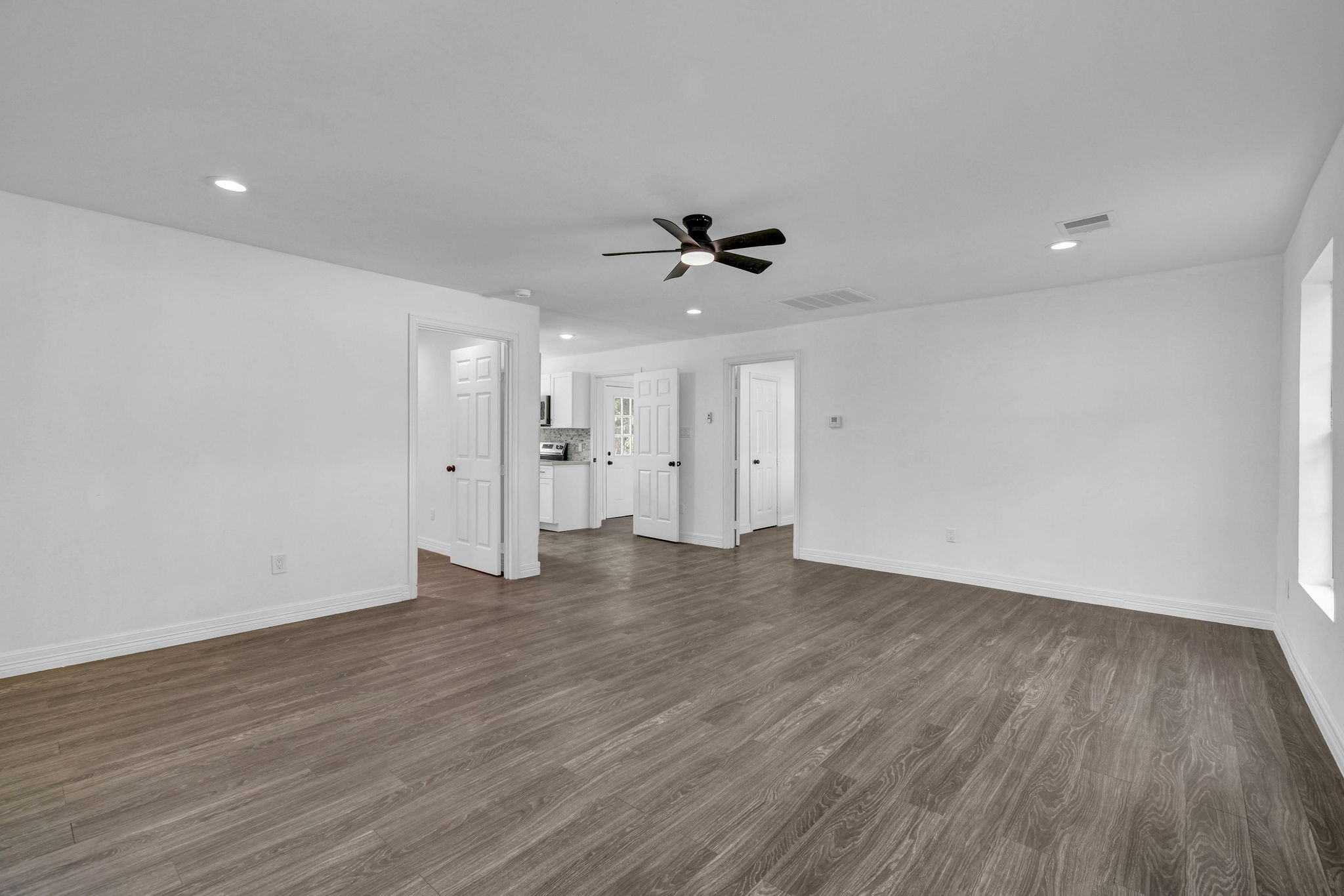1332 Montgomery Street, La Marque, TX 77568