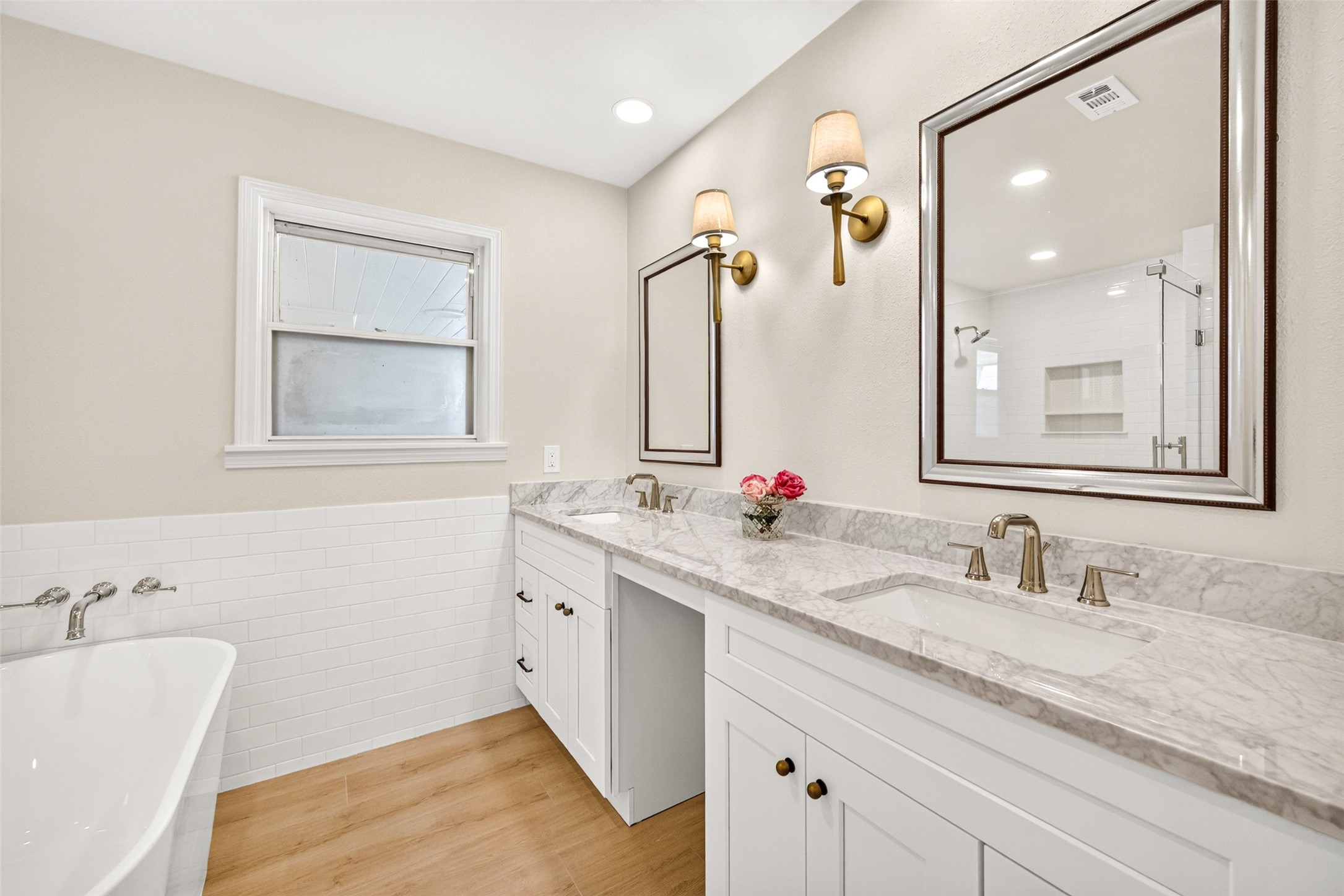 18203 Carriage Lane, Nassau Bay, TX 77058