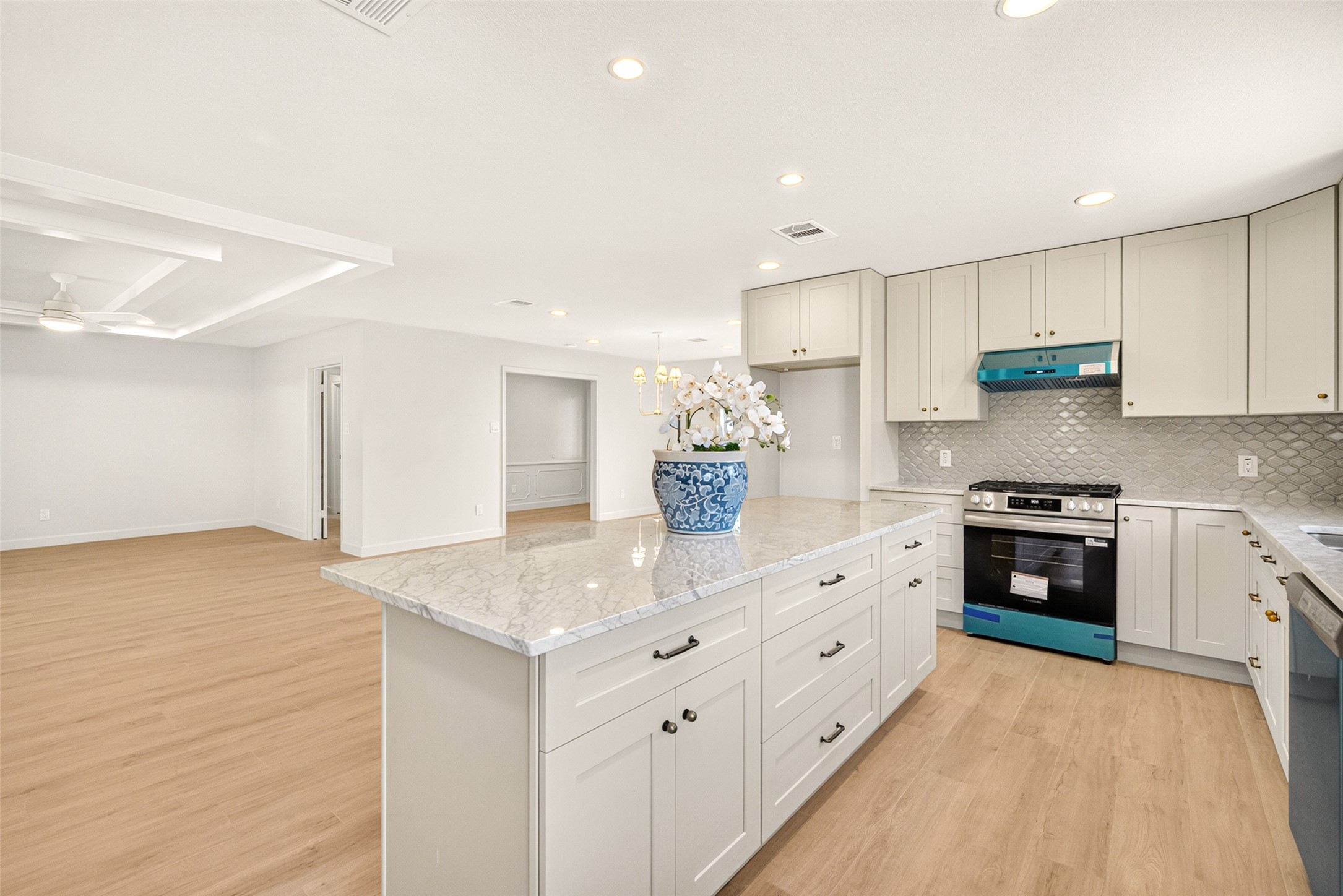 18203 Carriage Lane, Nassau Bay, TX 77058
