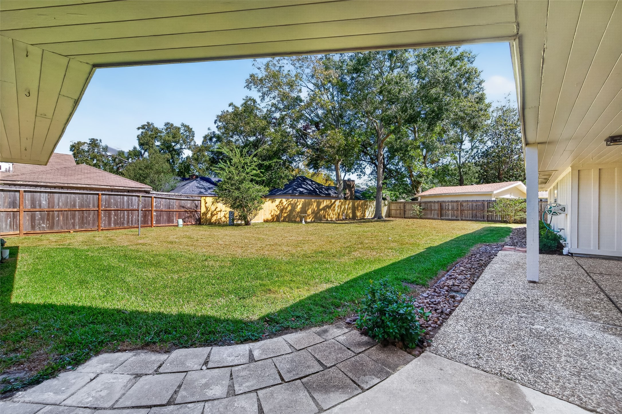 18203 Carriage Lane, Nassau Bay, TX 77058