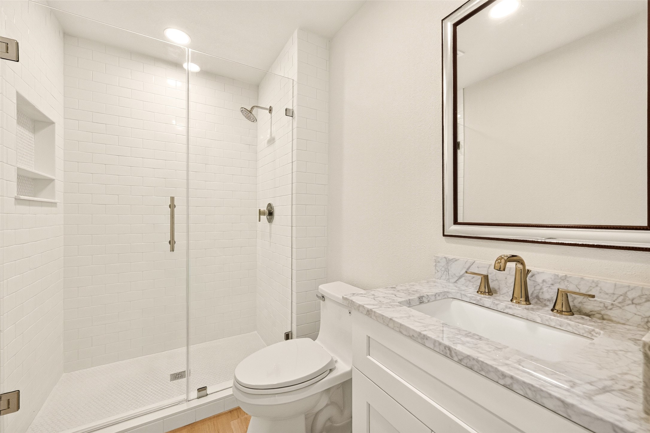18203 Carriage Lane, Nassau Bay, TX 77058