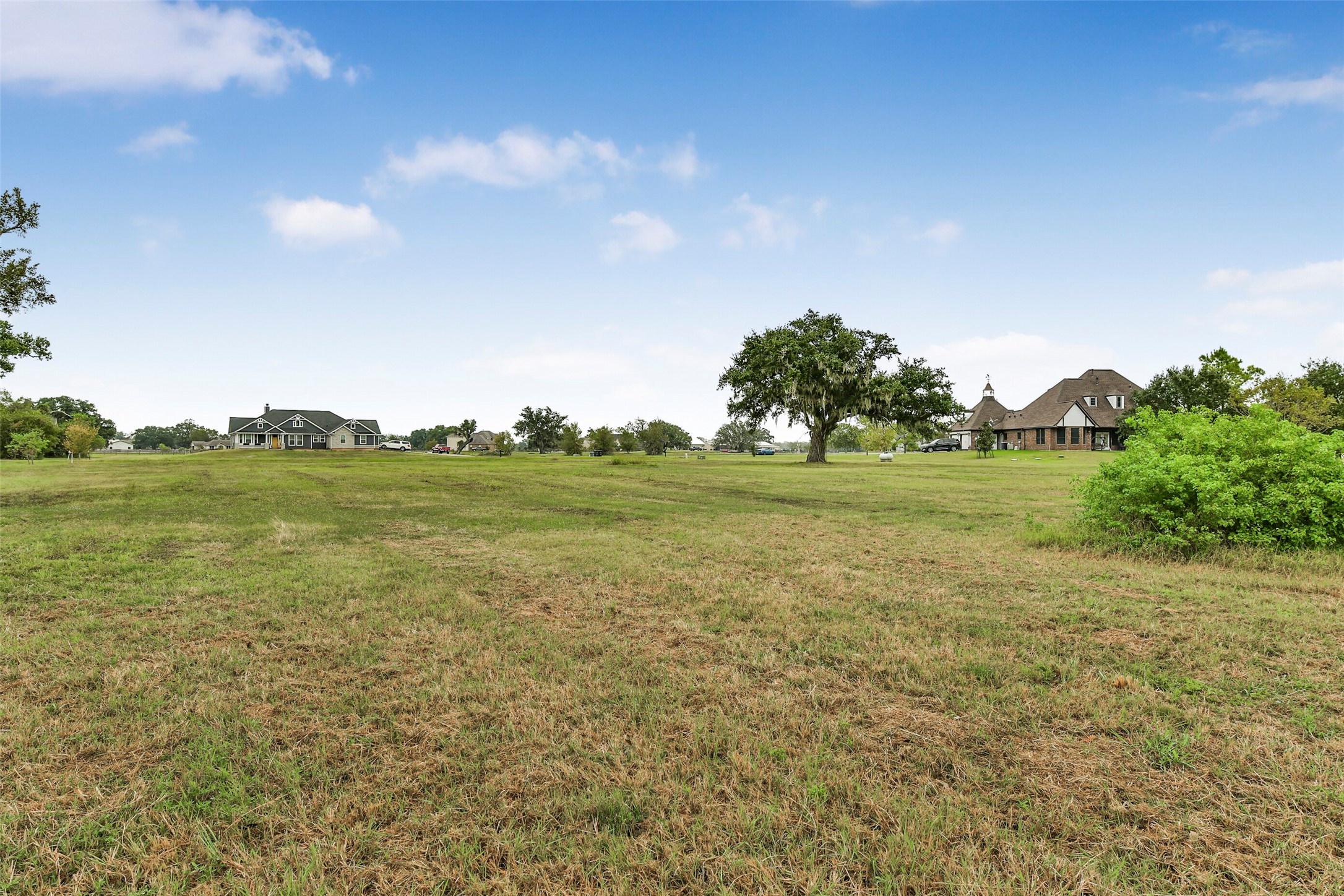2811 Horse Trail Drive, Rosharon, TX 77583