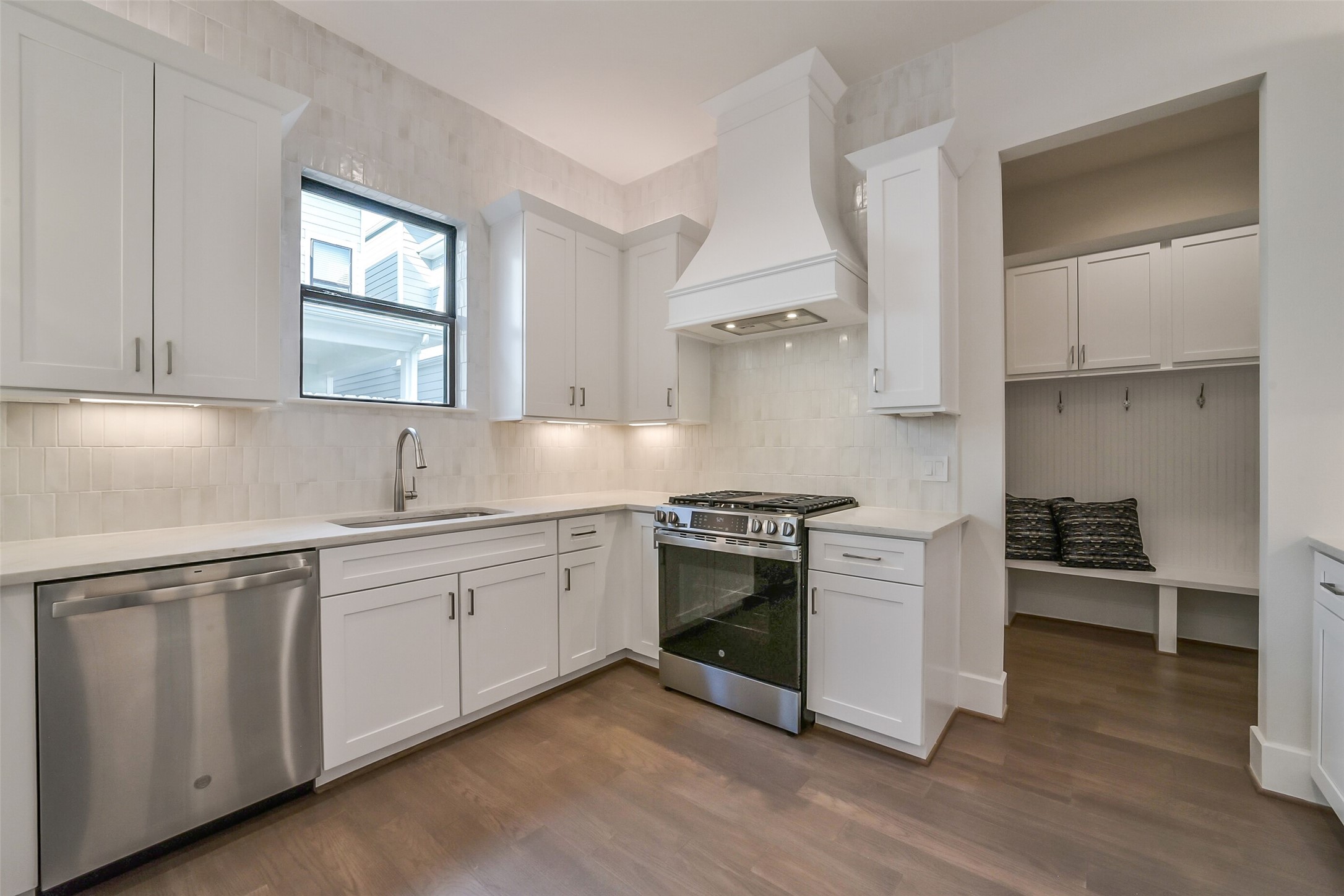 3516 Harvest Dance Drive, Houston, TX 77008