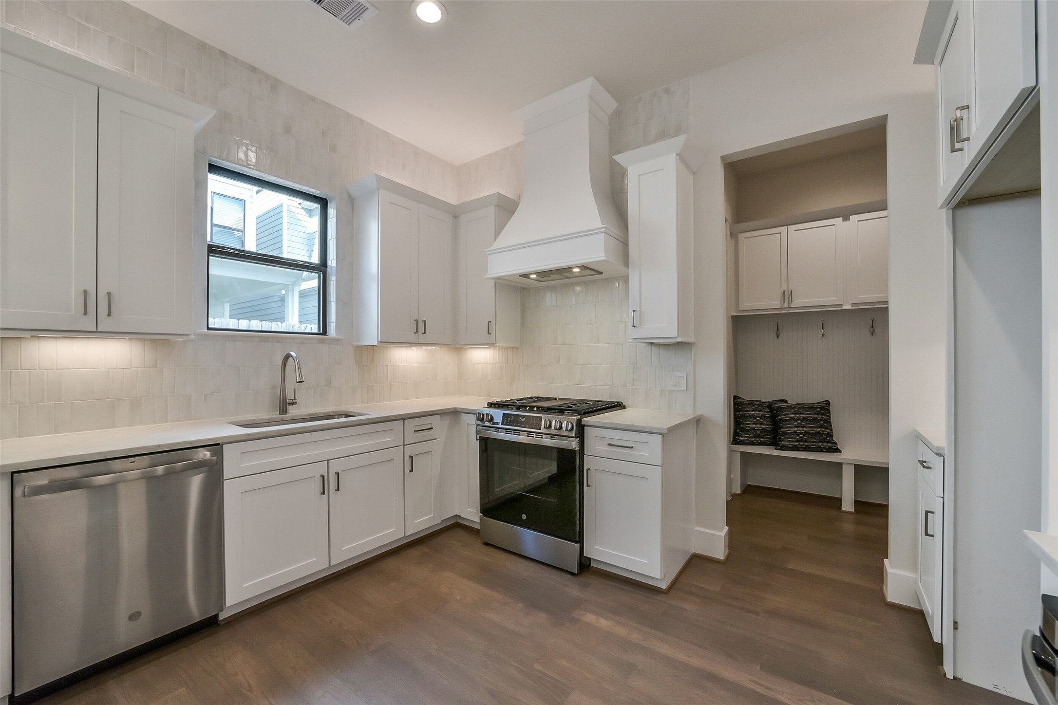 3516 Harvest Dance Drive, Houston, TX 77008