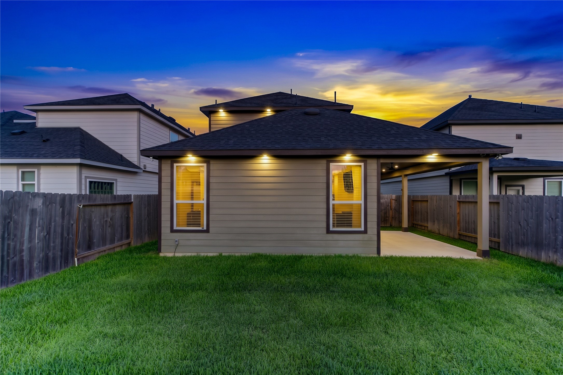 3819 Blue Grama Grass Drive, Houston, TX 77084
