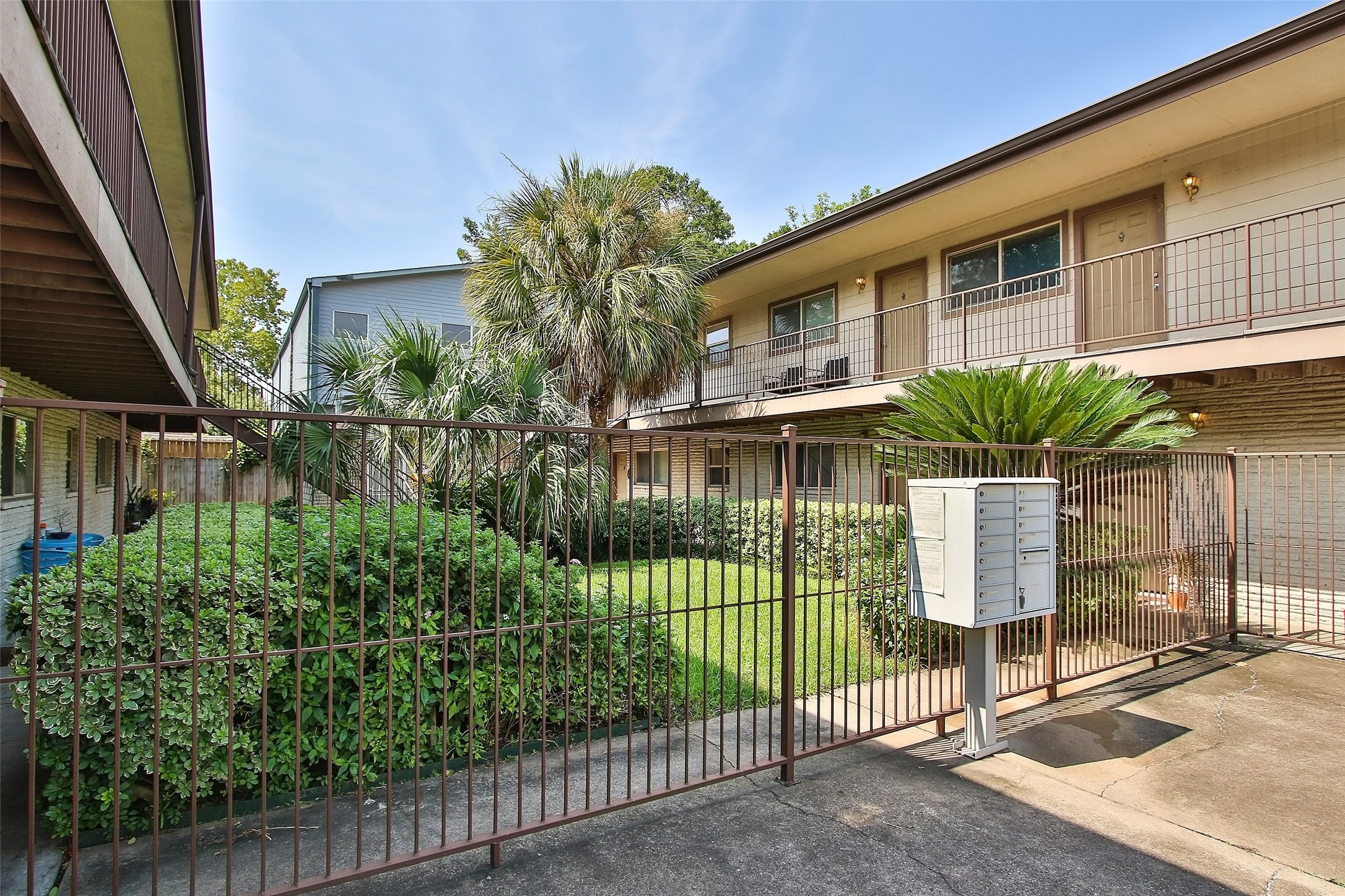 1309 Welch Street, #2, Houston, TX 77006