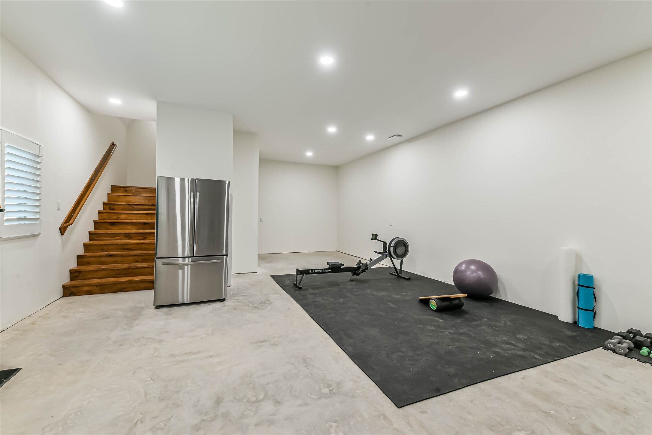 3214 Paseo Circle, Dickinson, TX 77539