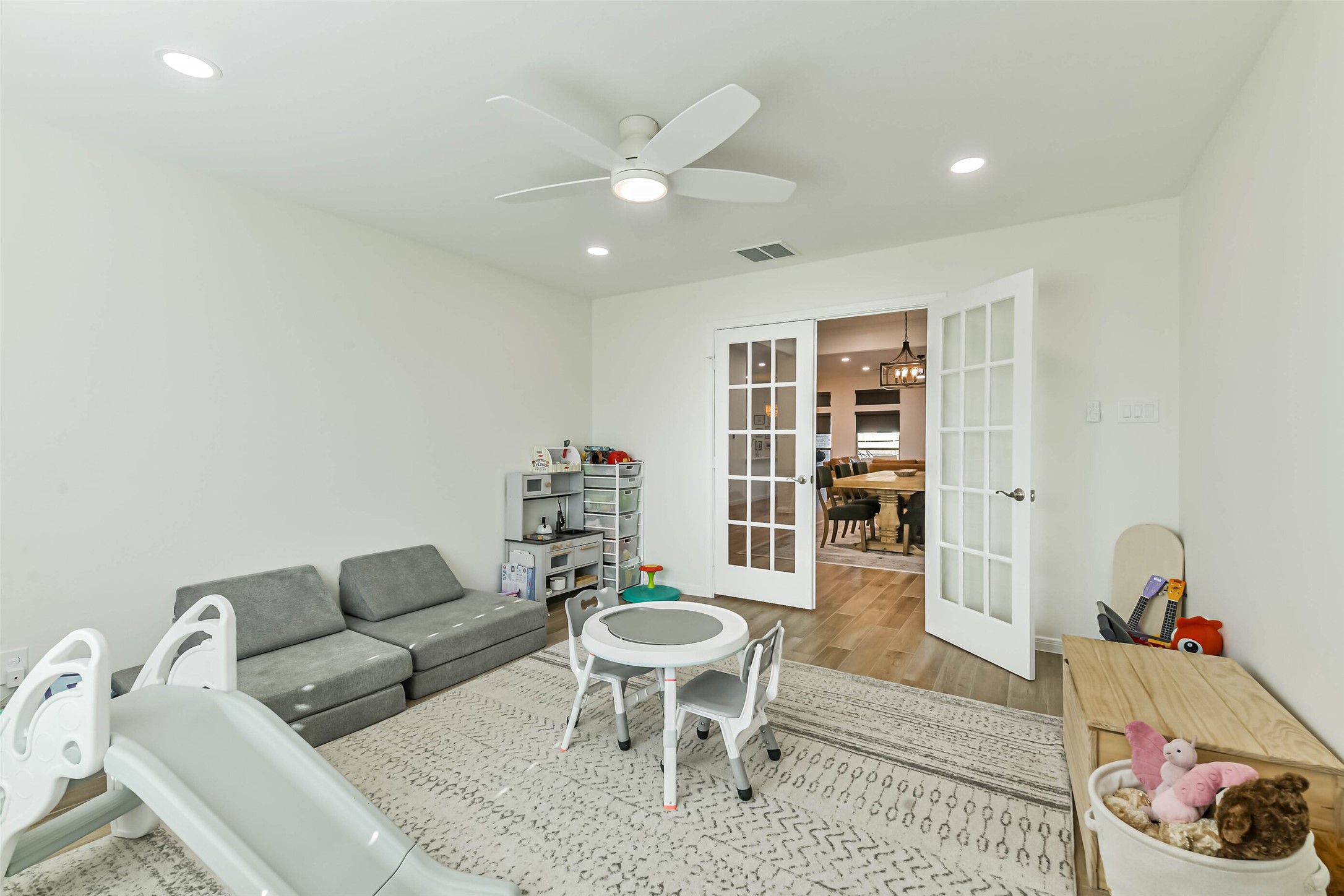 3214 Paseo Circle, Dickinson, TX 77539