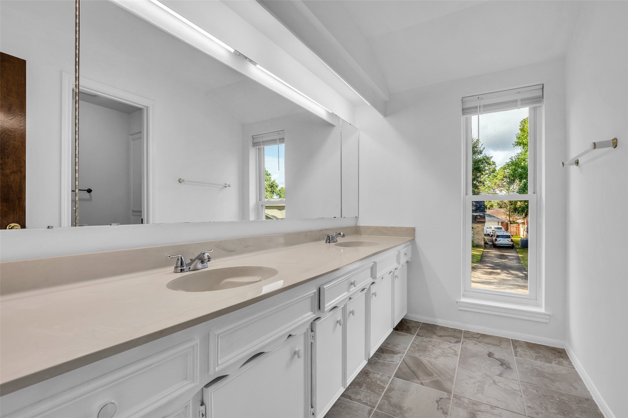 Large secondary bathrom vanity area