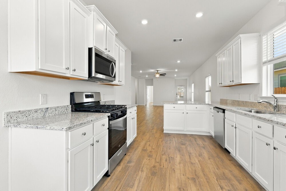 15555 Caramel Springs Drive, Conroe, TX 77303 15555 Caramel Springs Drive, Conroe, TX 77303