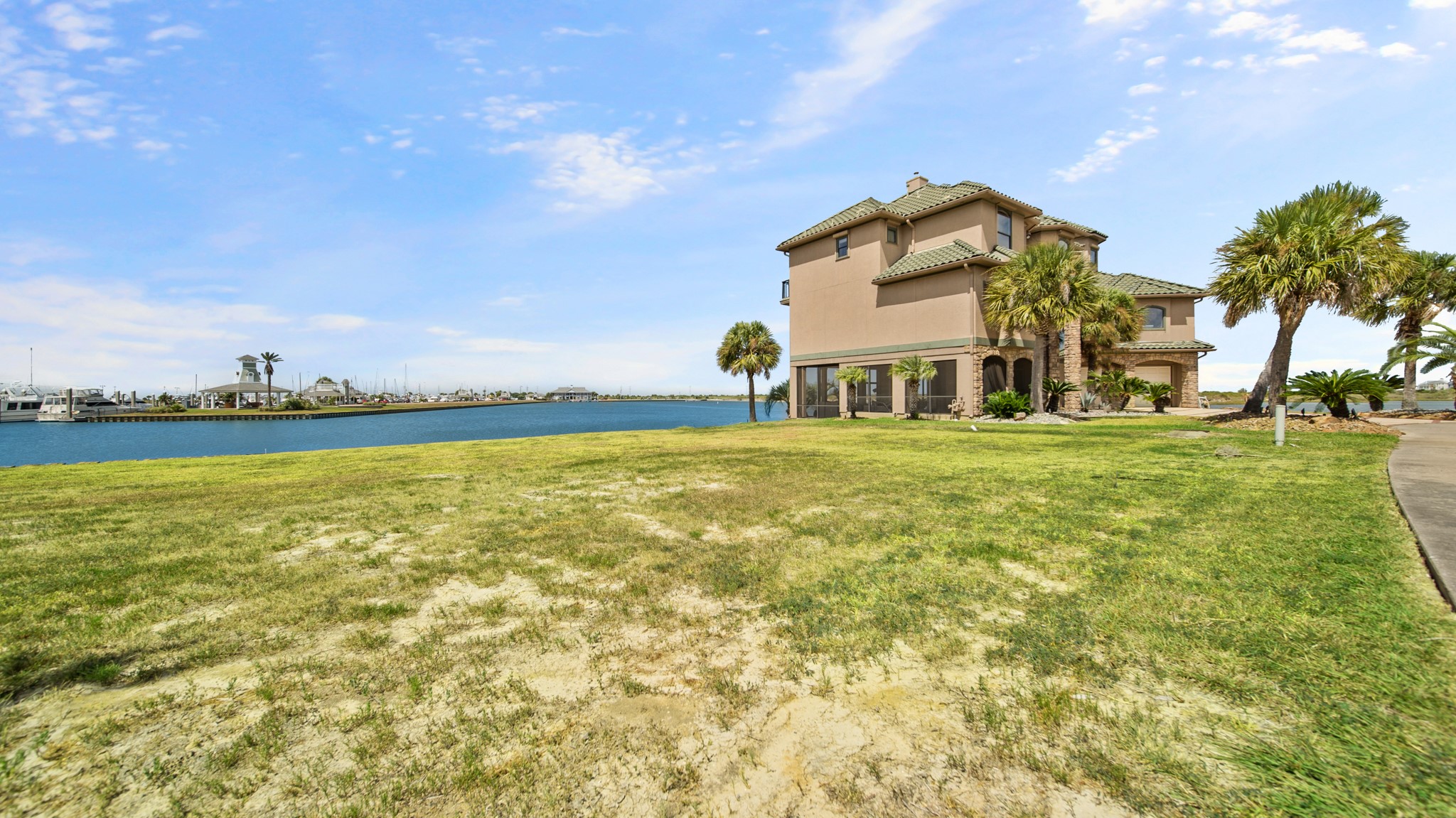 26 FLEMING, Hitchcock, TX 77563