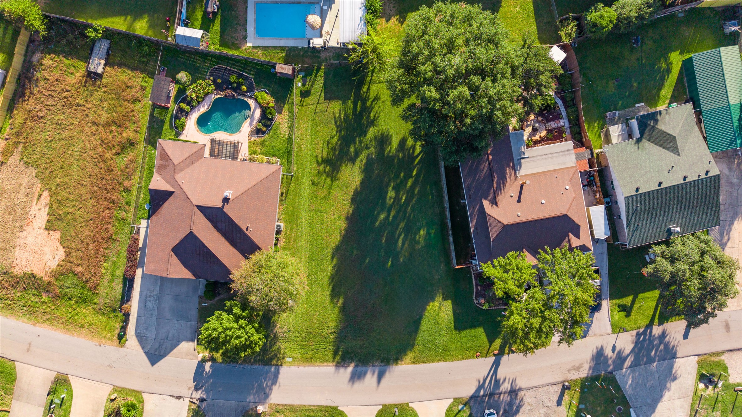 338 Bunker Hill, Willis, TX 77378